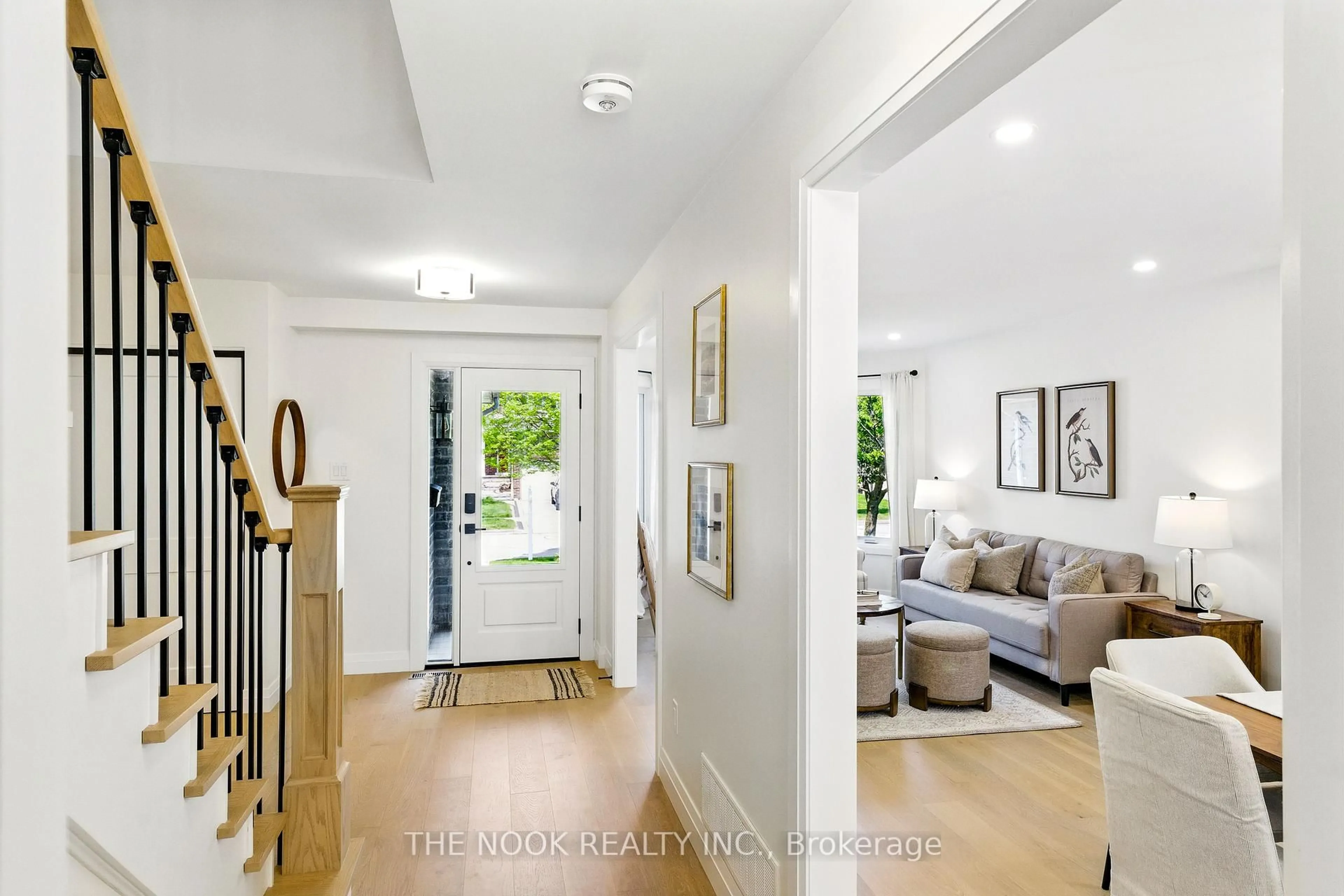 Indoor entryway for 37 Reed Dr, Ajax Ontario L1S 5S2