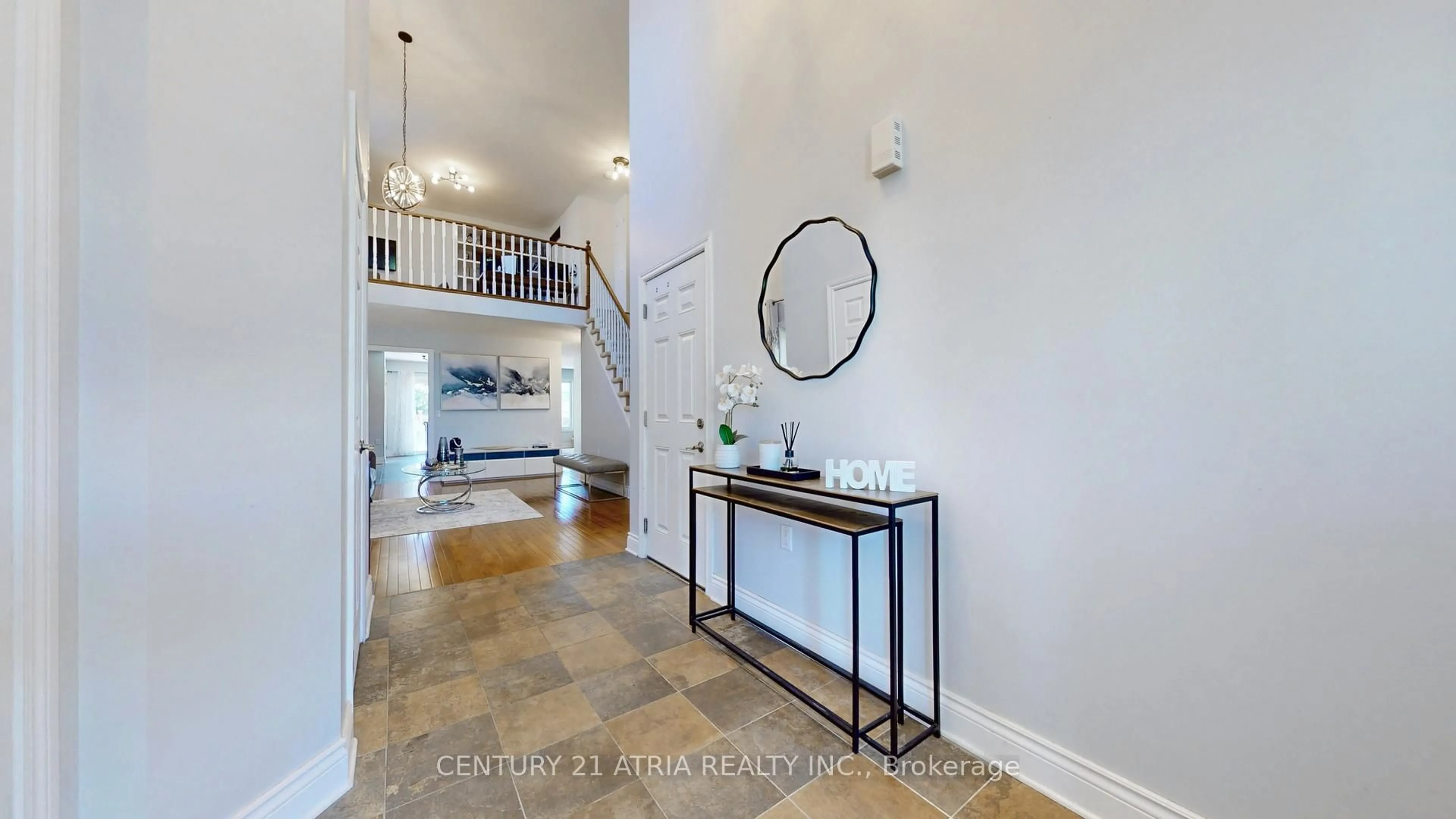 Indoor entryway for 1317 Kettering Dr, Oshawa Ontario L1K 3B1