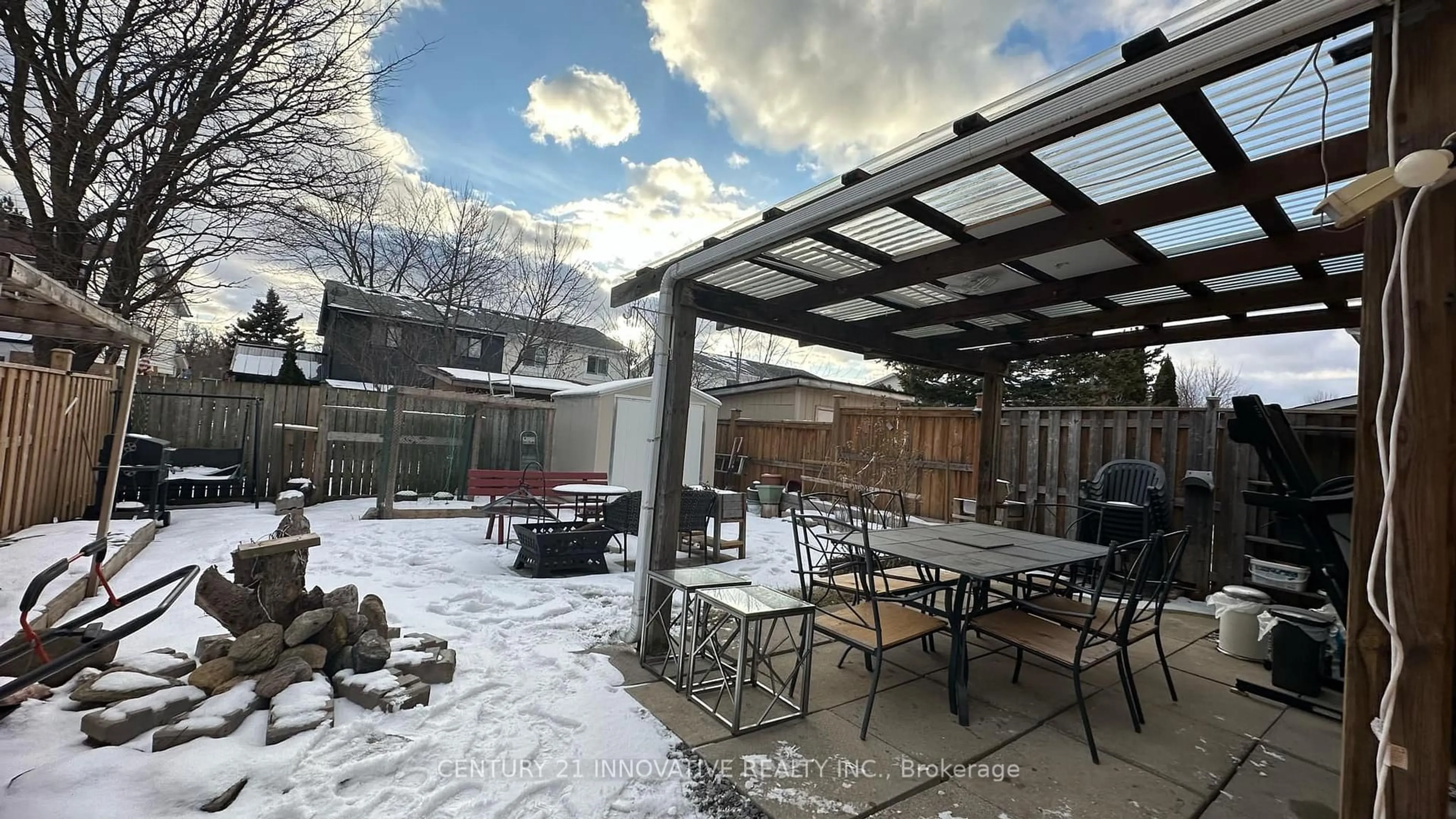 Patio, street for 12 Bushwood Crt, Toronto Ontario M1B 2T1