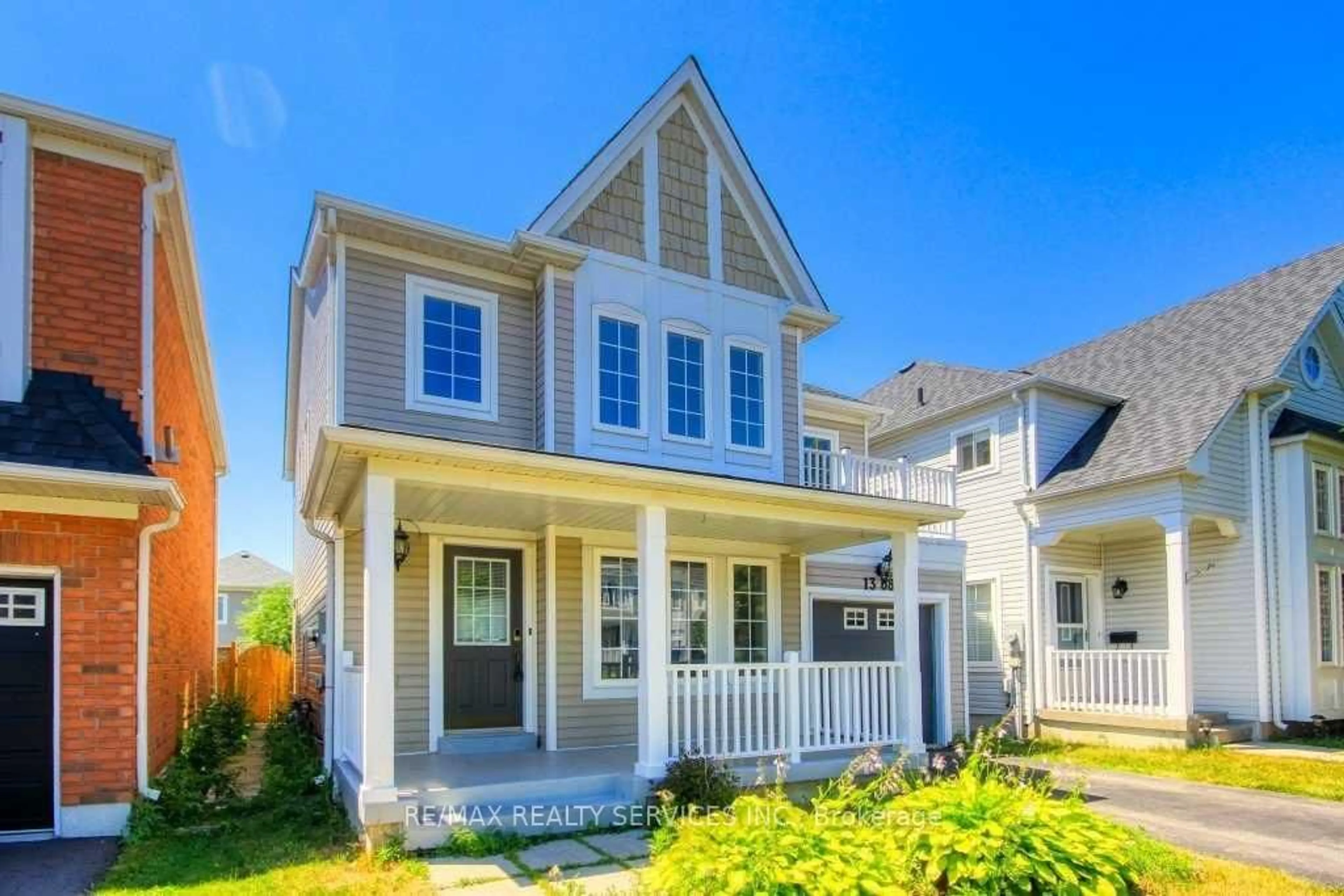 Home with vinyl exterior material, street for 1368 Dumont St, Oshawa Ontario L1K 2V3