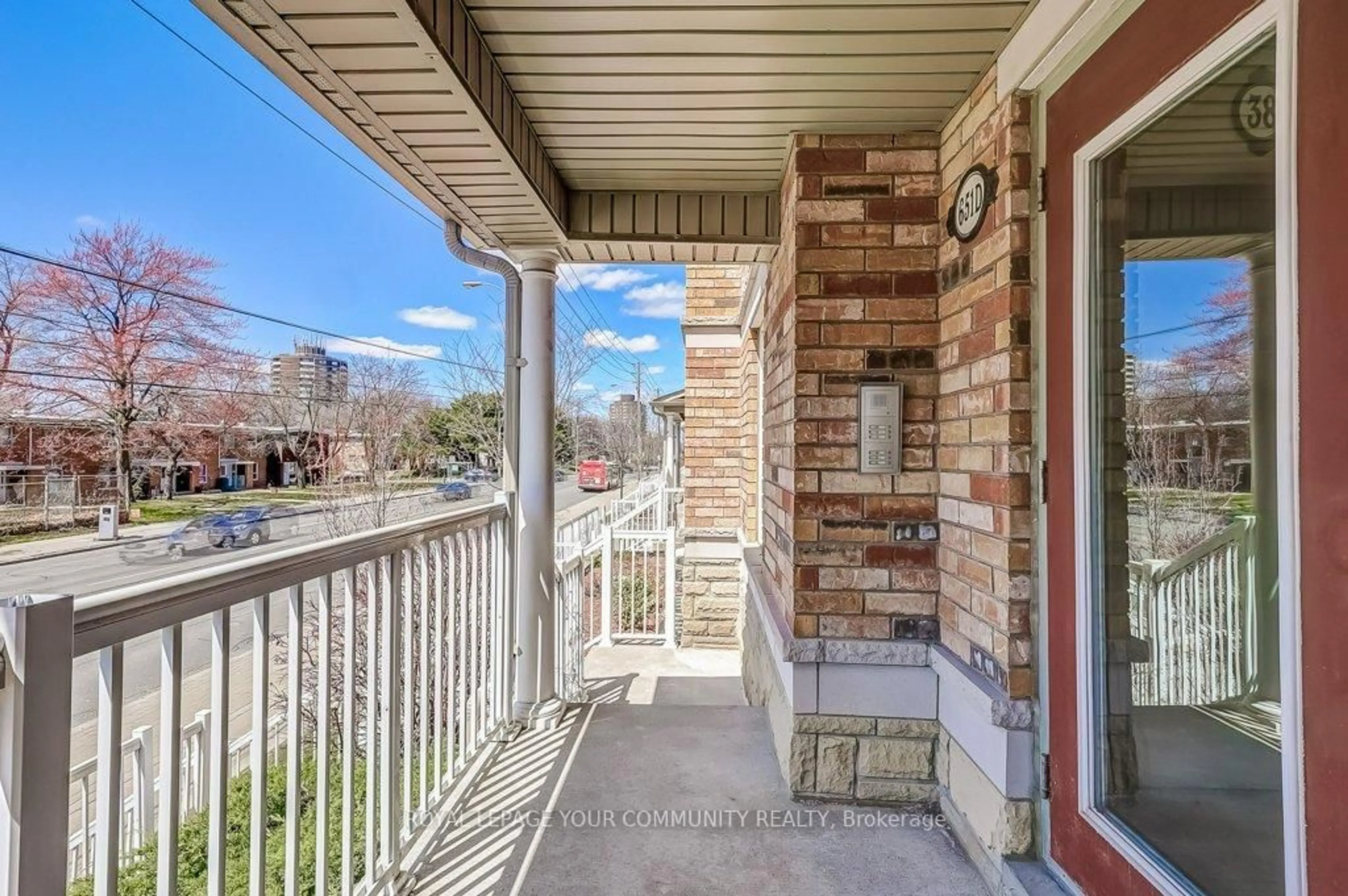 Unknown for 651 Warden Ave #D38, Toronto Ontario M1L 0E8