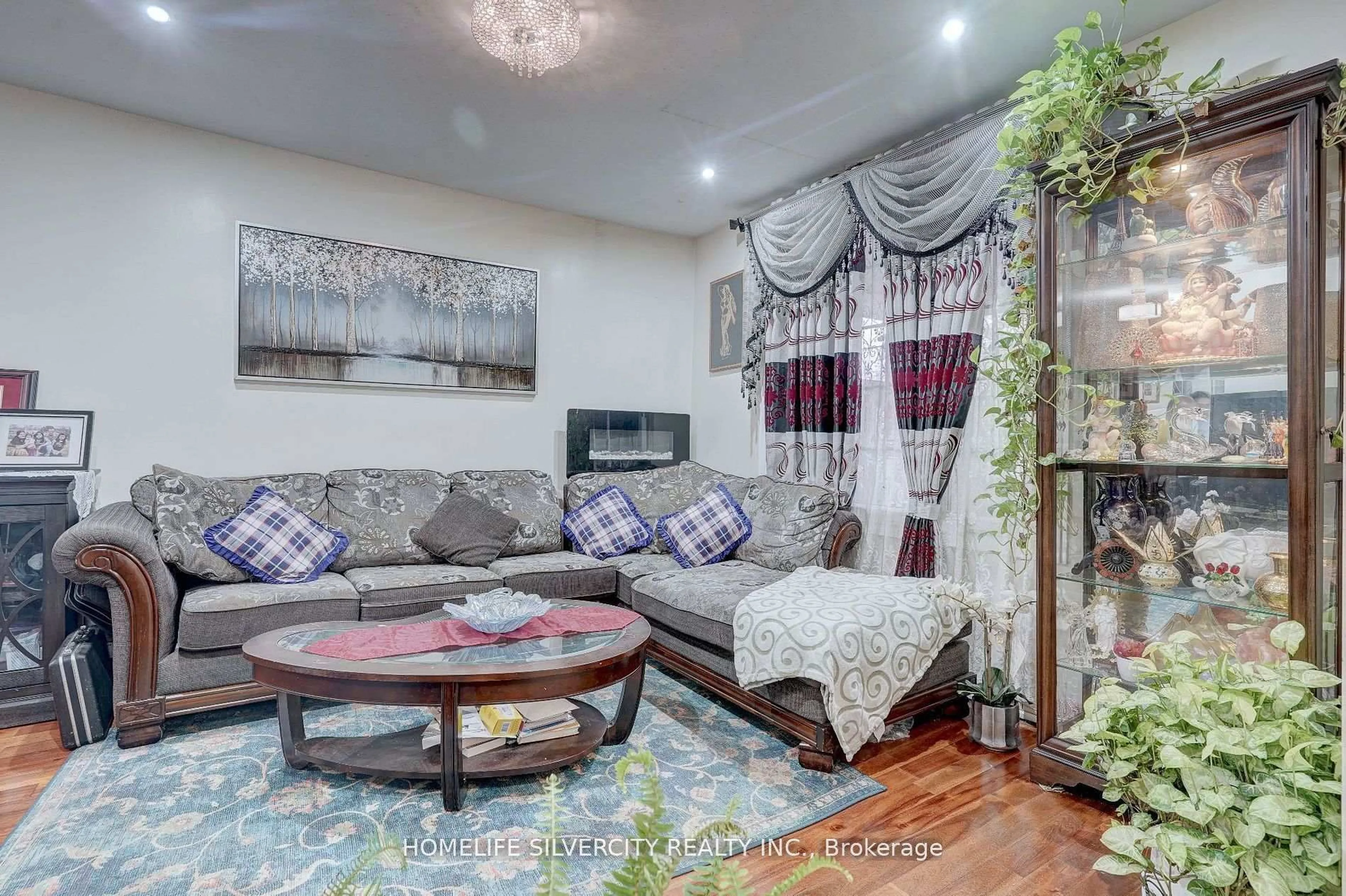 Living room with furniture, unknown for 161 August Ave, Toronto Ontario M1L 3N3