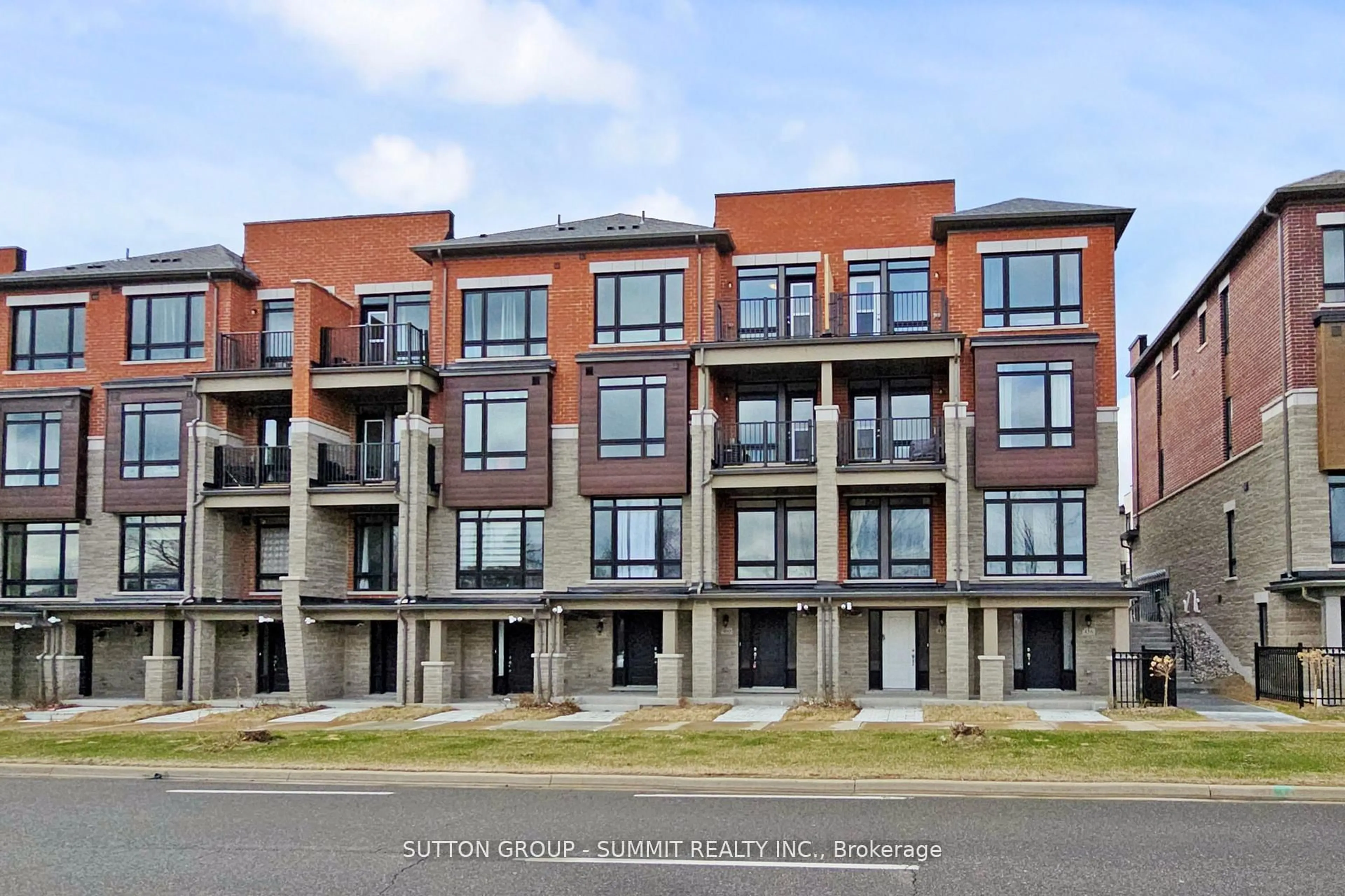 Unknown for 460 SALEM Rd, Ajax Ontario L1S 0G9