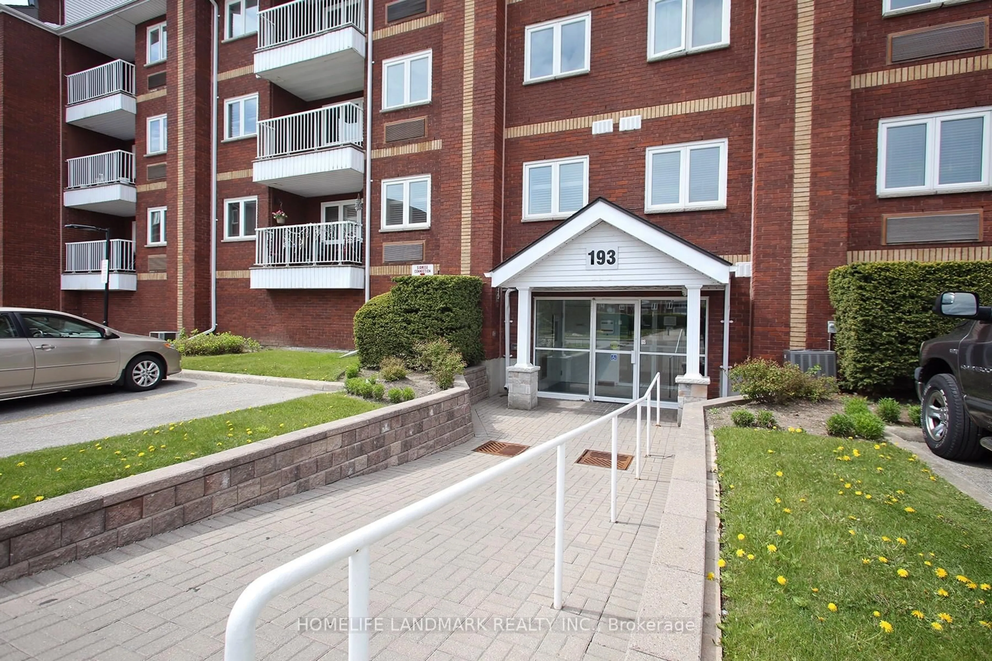 Unknown for 193 Lake Driveway Dr #118, Ajax Ontario L1S 7H8