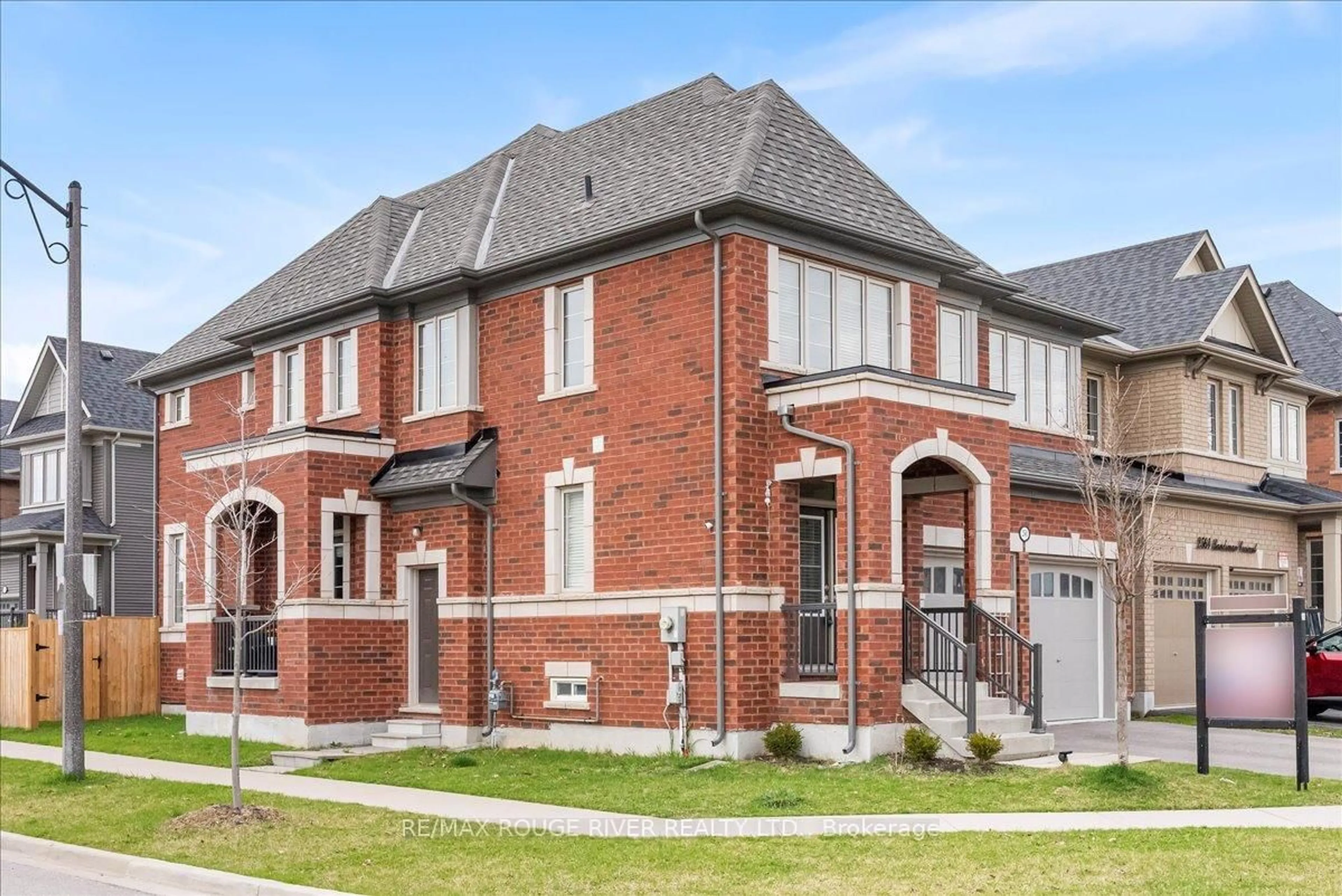 Home with brick exterior material, street for 2560 Bandsman Cres, Oshawa Ontario L1L 0M2