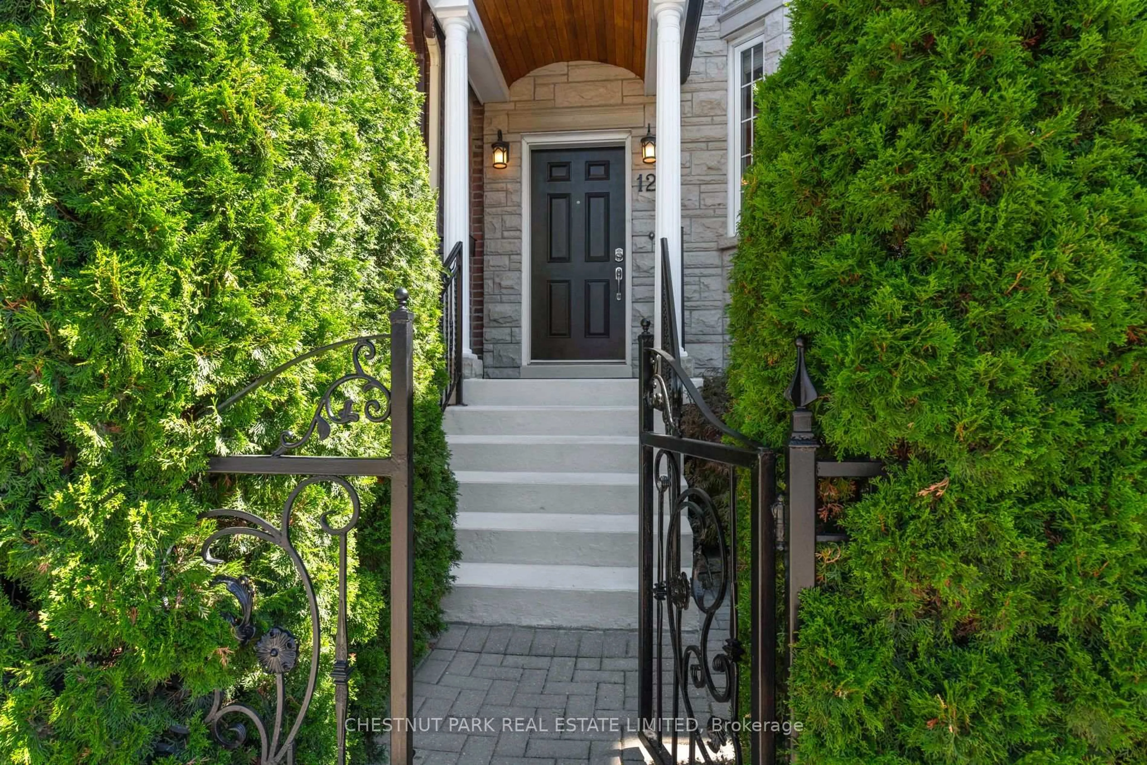 Indoor entryway for 129 Jones Ave, Toronto Ontario M4M 2Z7