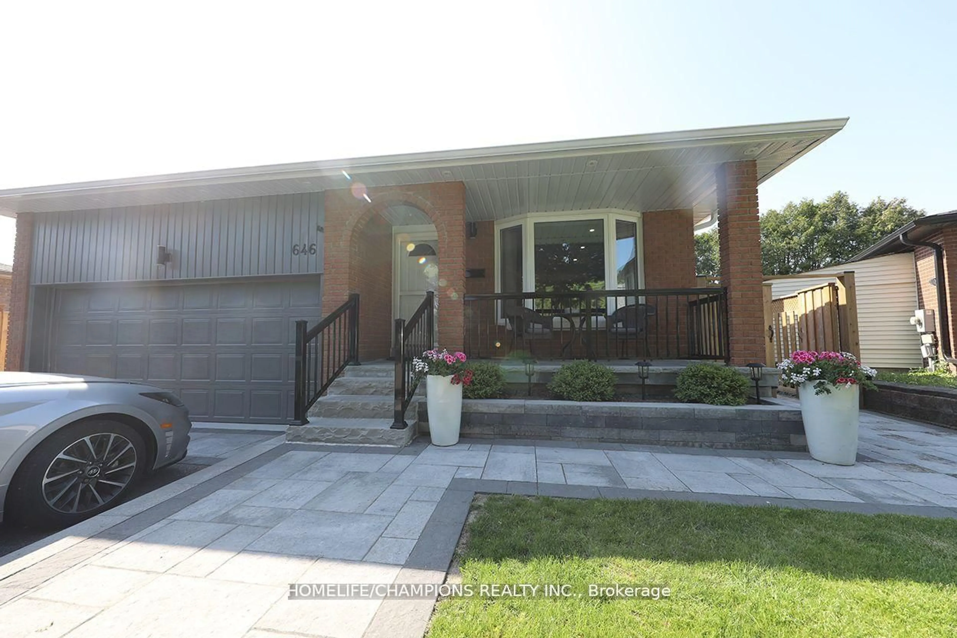 Home with brick exterior material, street for 646 Chancery Crt, Oshawa Ontario L1G 6P8