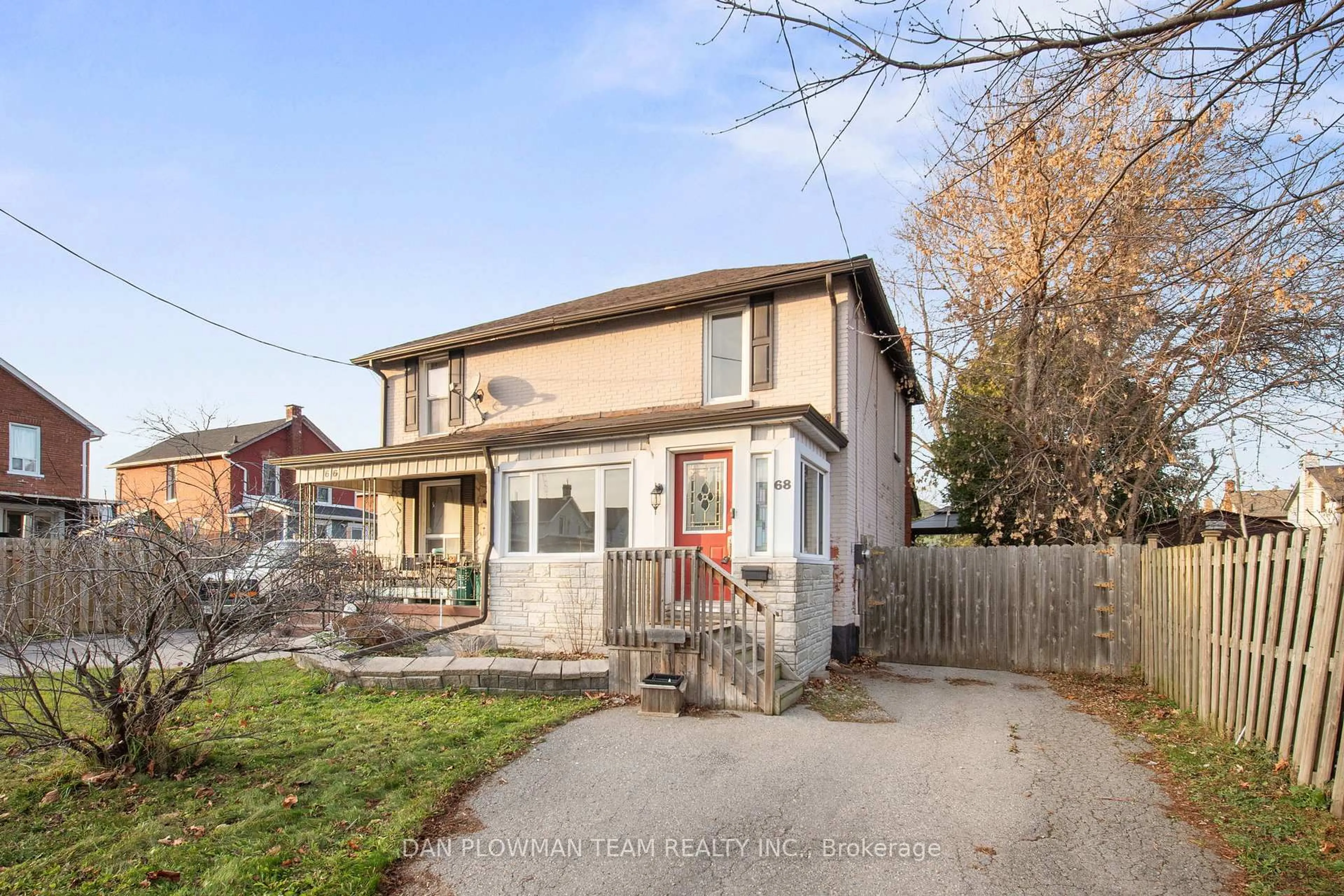 Unknown for 68 Third Ave, Oshawa Ontario L1H 3A5
