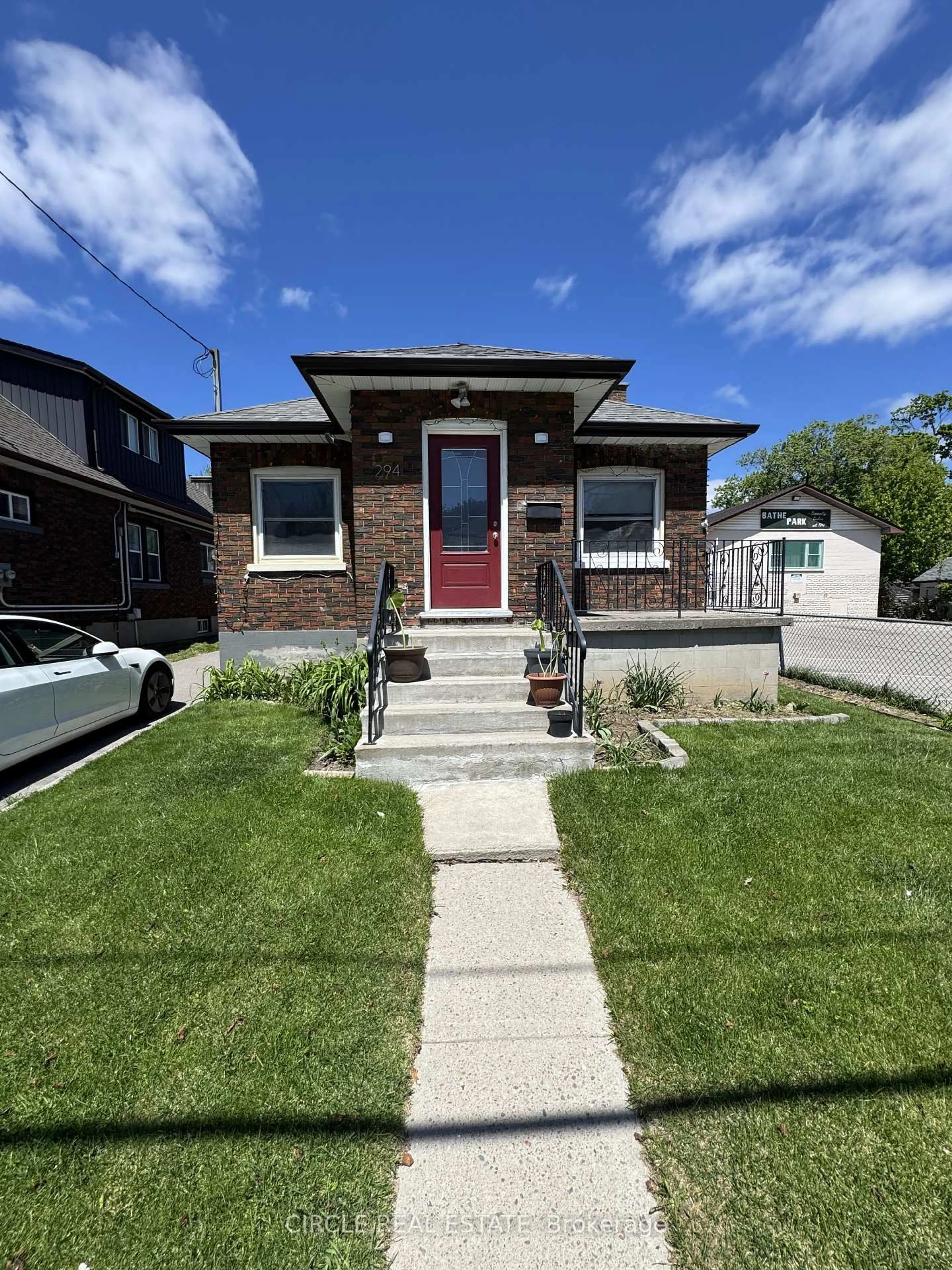 Home with brick exterior material, street for 294 Eulalie Ave, Oshawa Ontario L1H 2B7