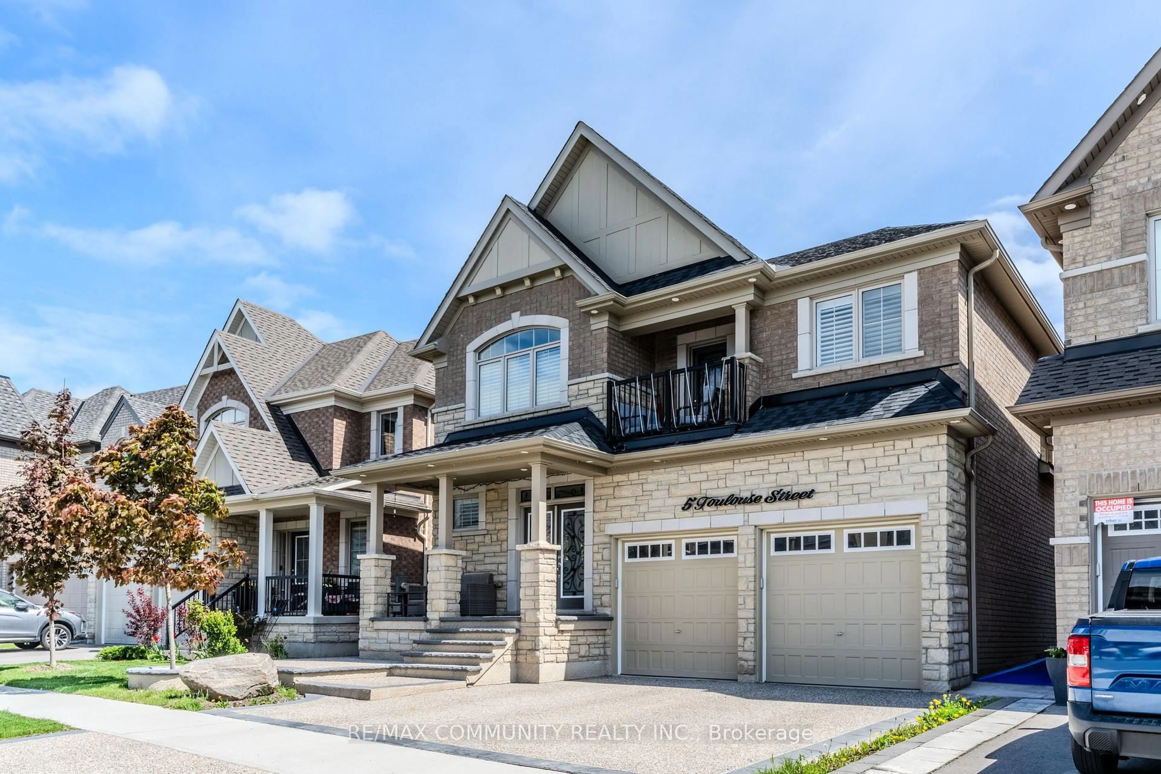 Home with brick exterior material, street for 5 Toulouse St, Whitby Ontario L1P 0J2