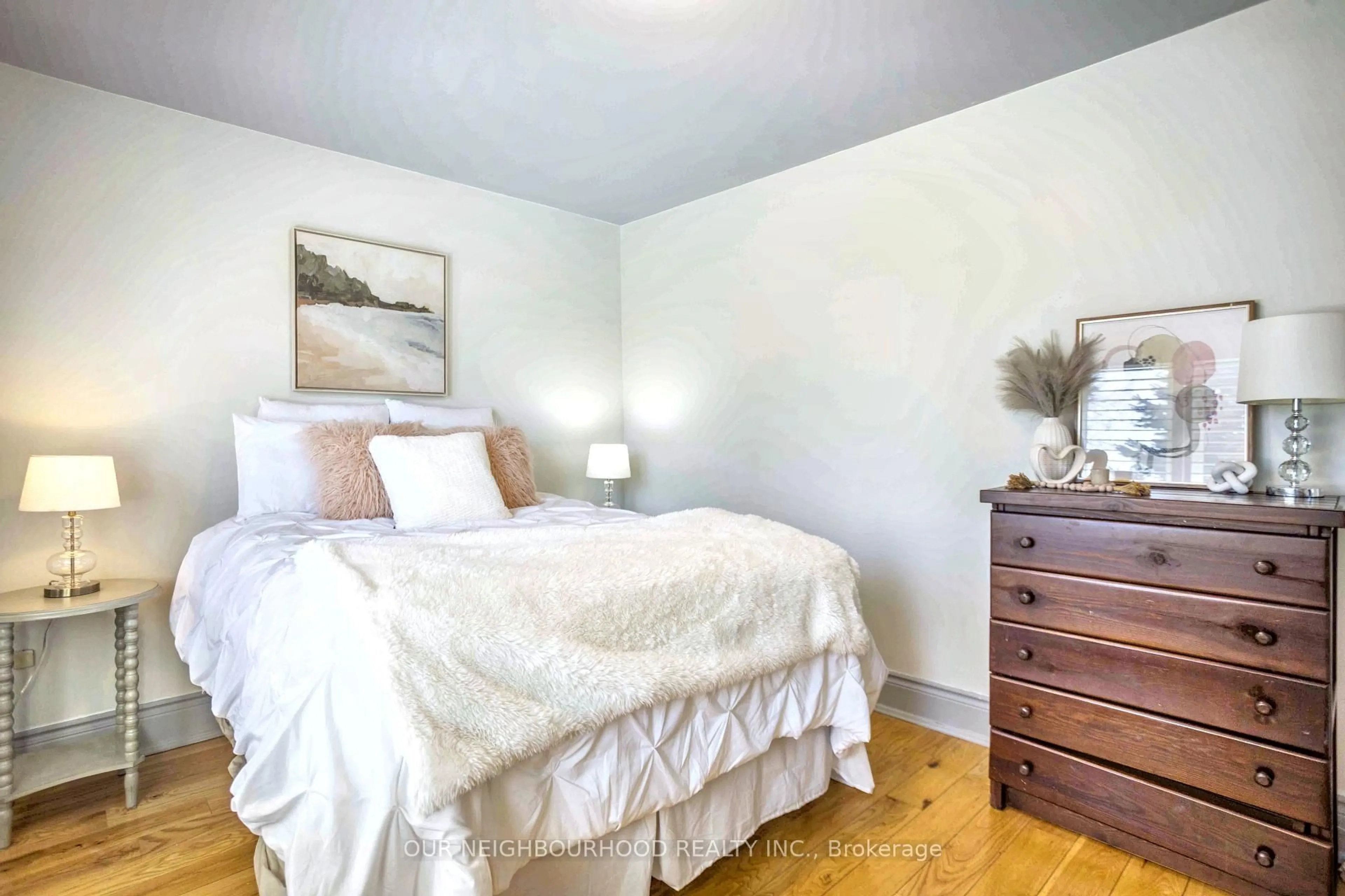 Bedroom with bed, wood/laminate floor for 442 Ridgeway Ave, Oshawa Ontario L1J 2V7