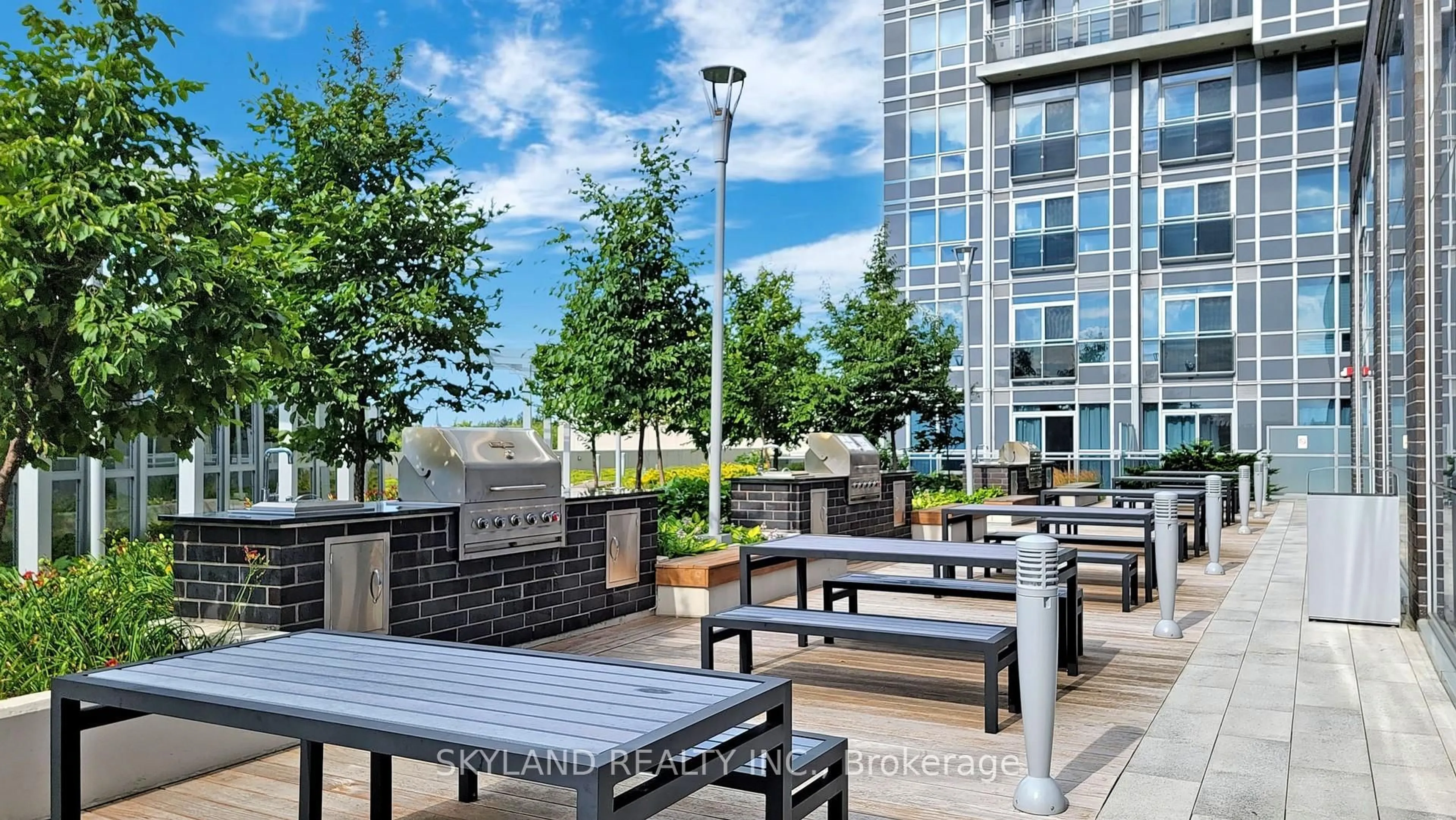 Patio, unknown for 255 Village Green Sq #2204, Toronto Ontario M1S 0L7