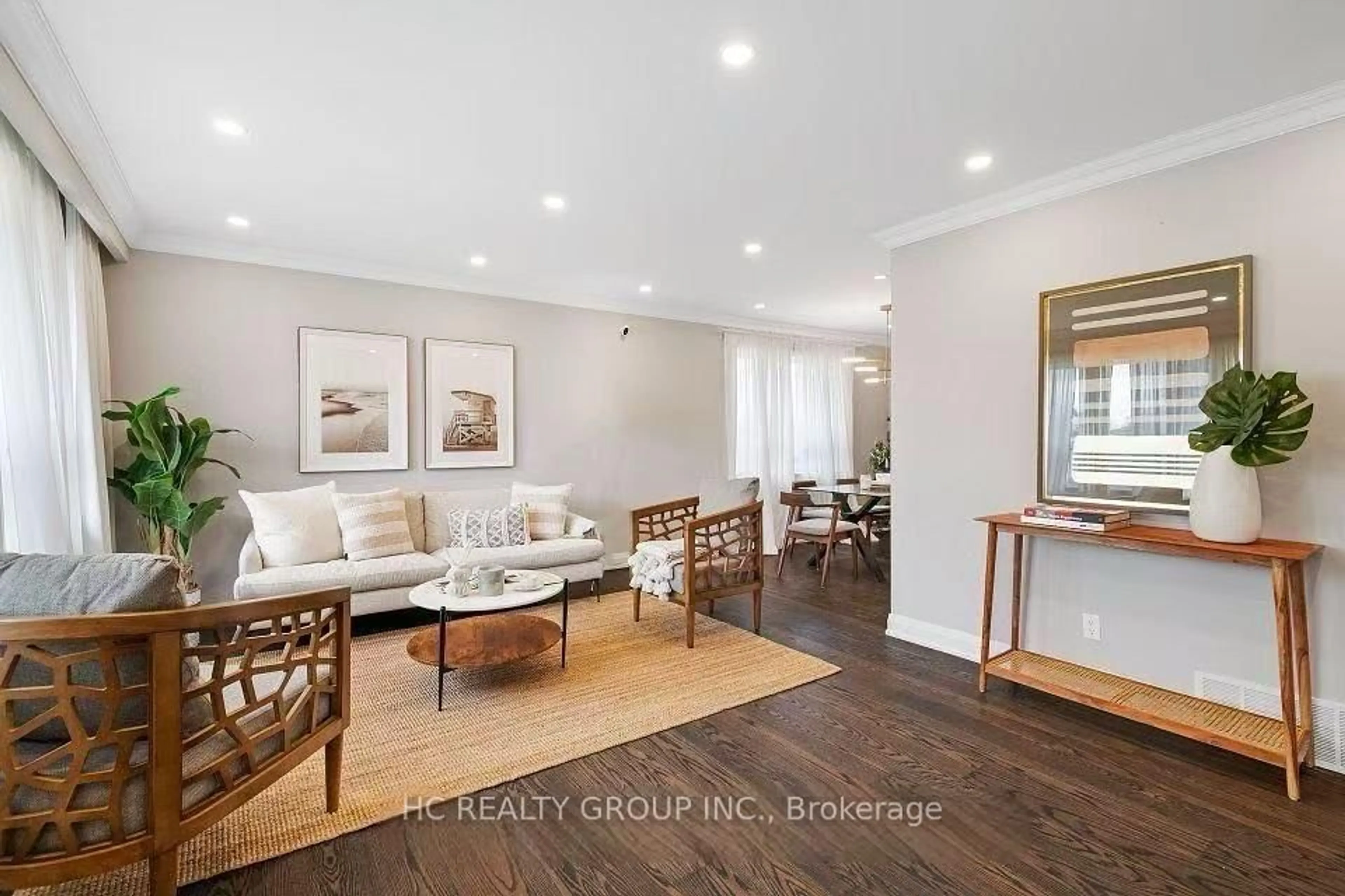 Unknown for 7 Ivanhoe Crt, Toronto Ontario M1R 3G8