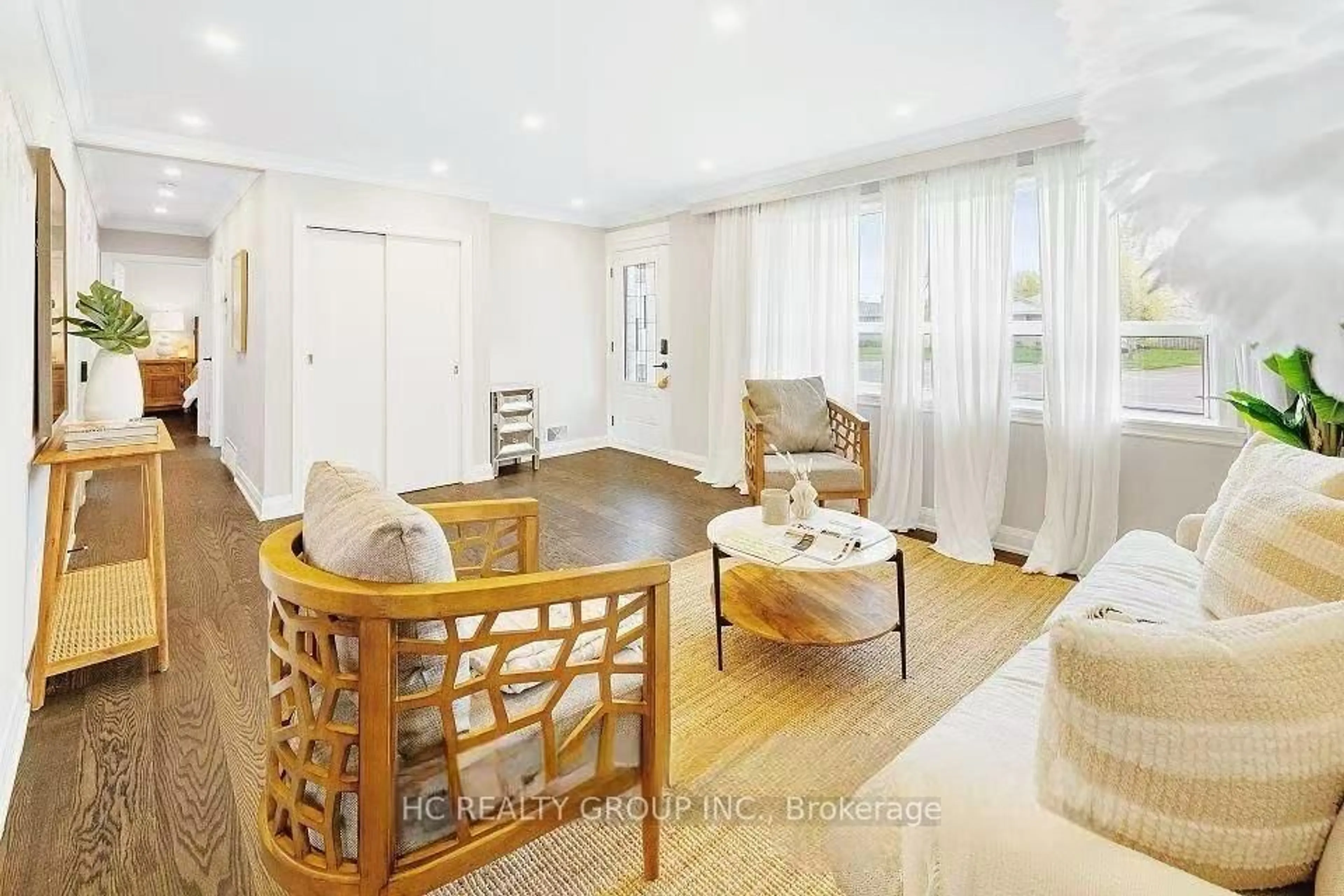 Unknown for 7 Ivanhoe Crt, Toronto Ontario M1R 3G8