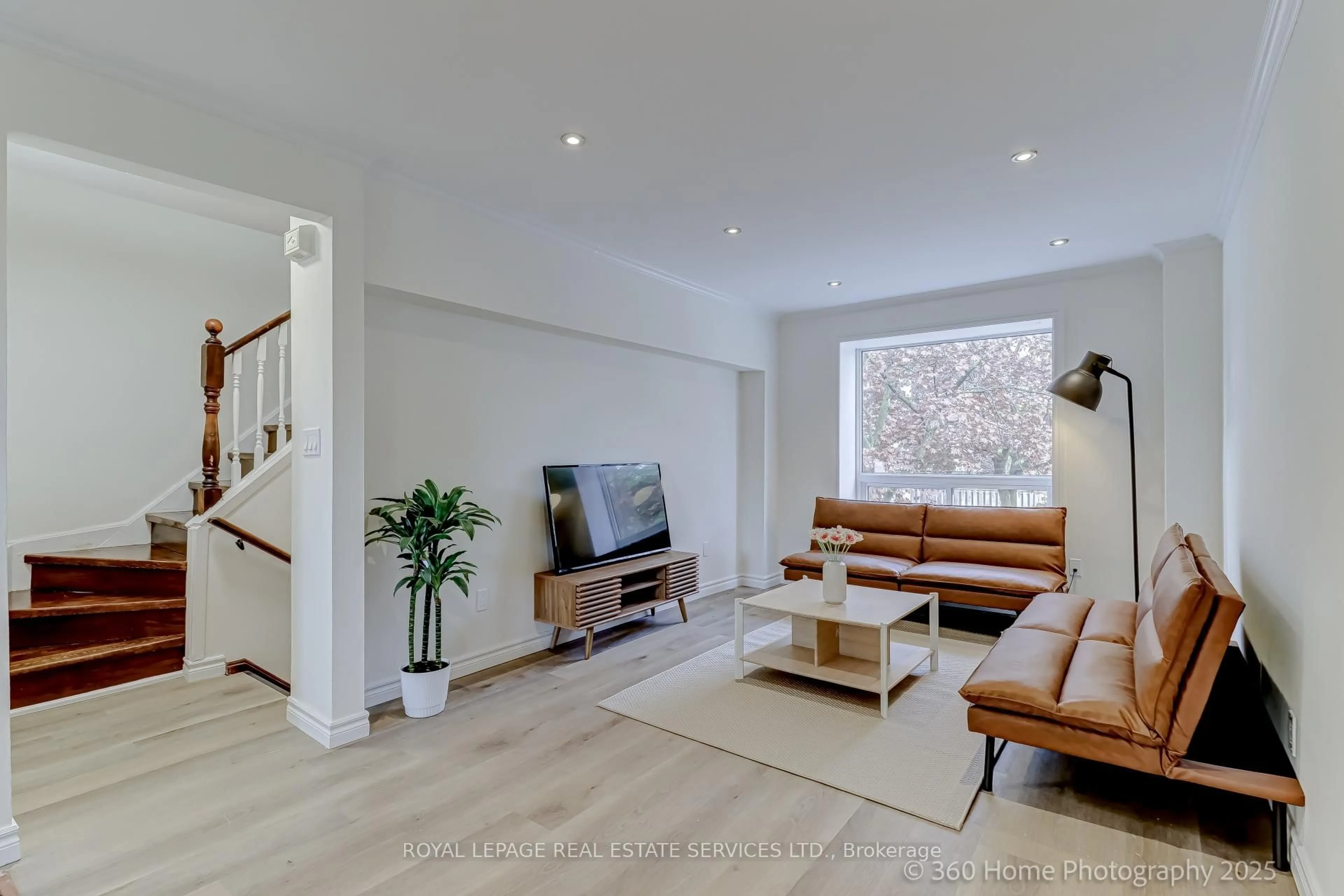 Living room with furniture, unknown for 25 Collinsgrove Rd #121, Toronto Ontario M1E 3S3