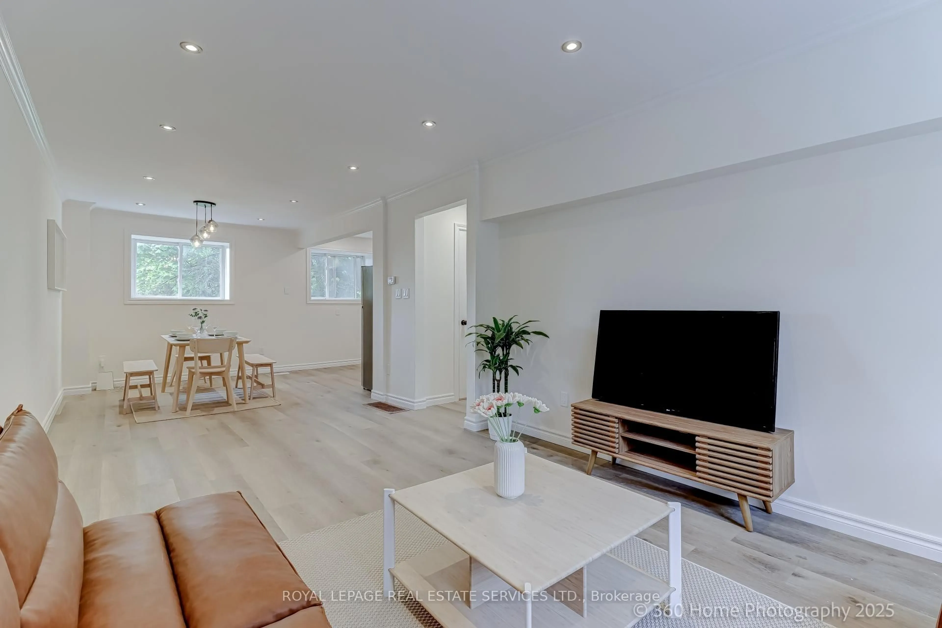 Living room with furniture, unknown for 25 Collinsgrove Rd #121, Toronto Ontario M1E 3S3