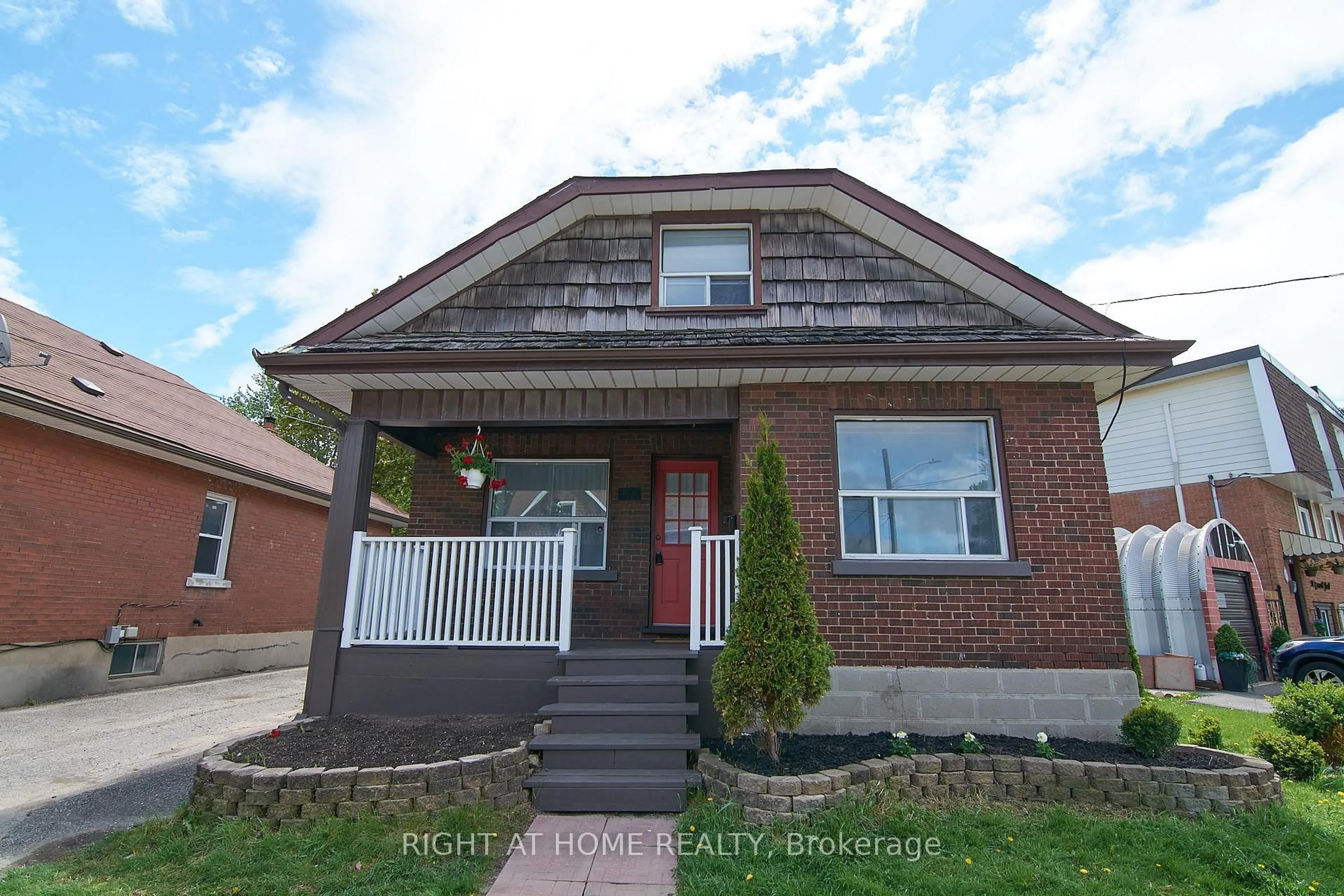 Home with brick exterior material, street for 105 Conant St, Oshawa Ontario L1H 3R5
