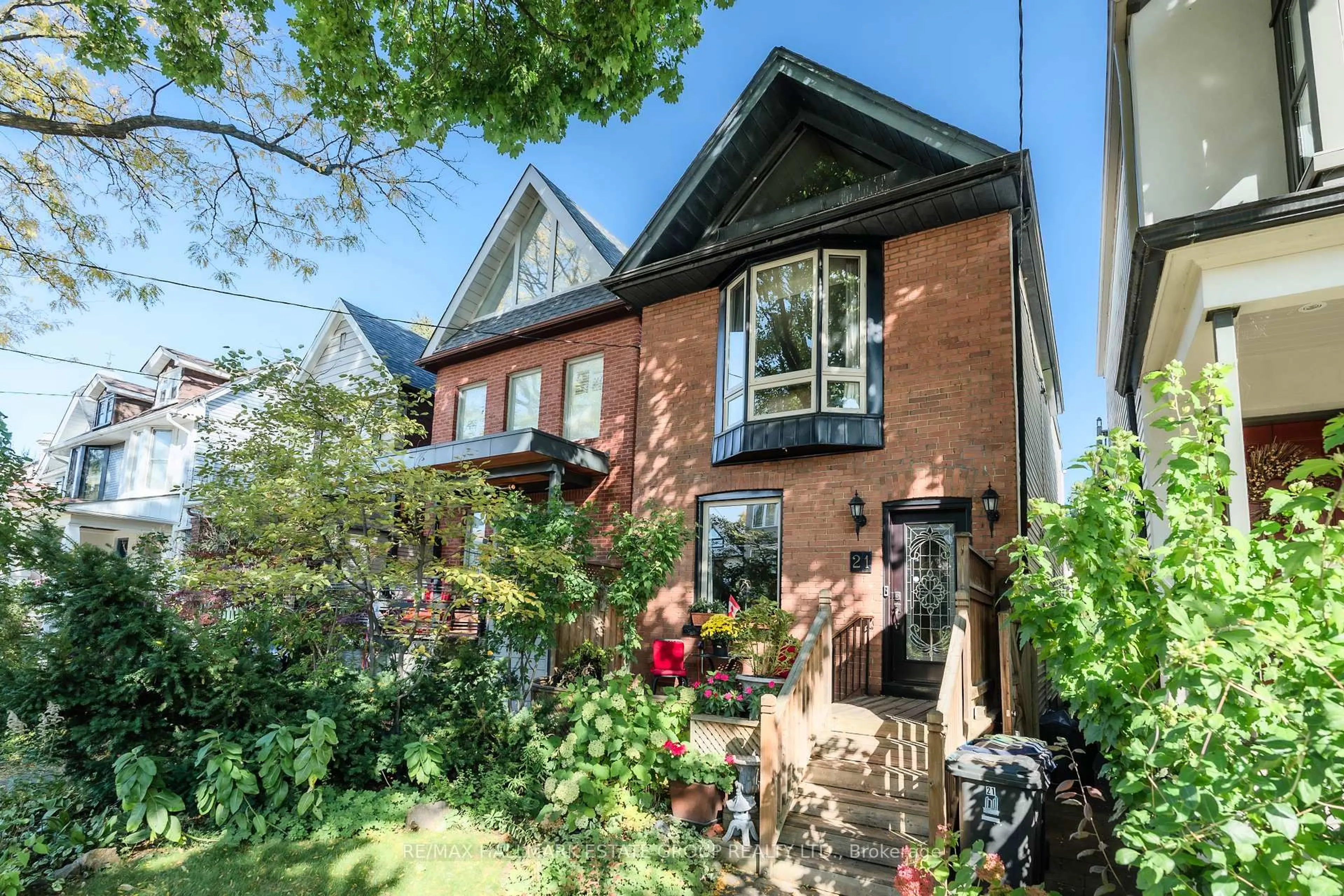 Home with brick exterior material, street for 21 Gough Ave, Toronto Ontario M4K 3N6