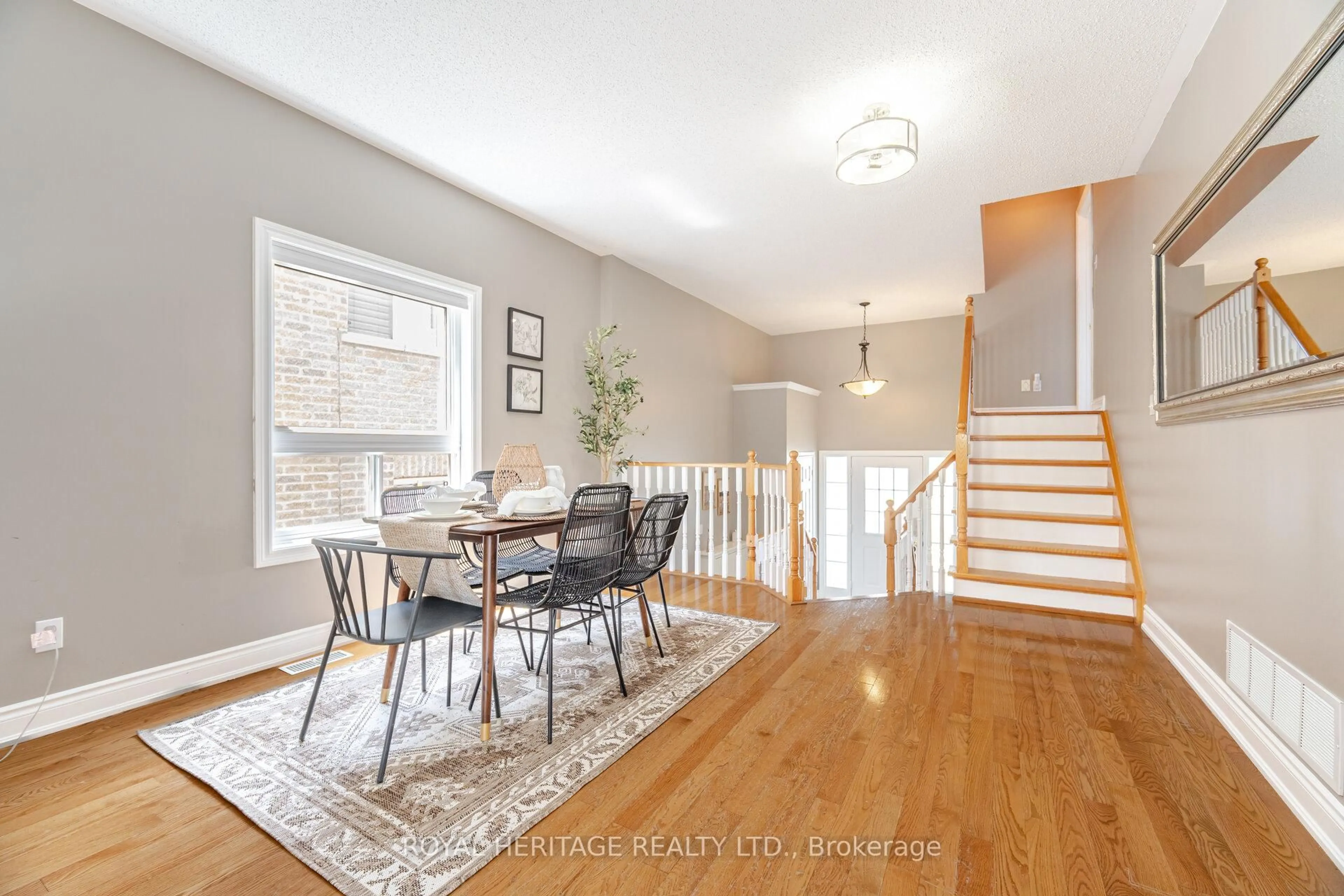Dining room, wood/laminate floor for 39 Aylesworth Ave, Clarington Ontario L1E 3H2