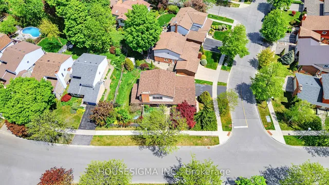 Additional property image - 2 Chiefswood Sq
