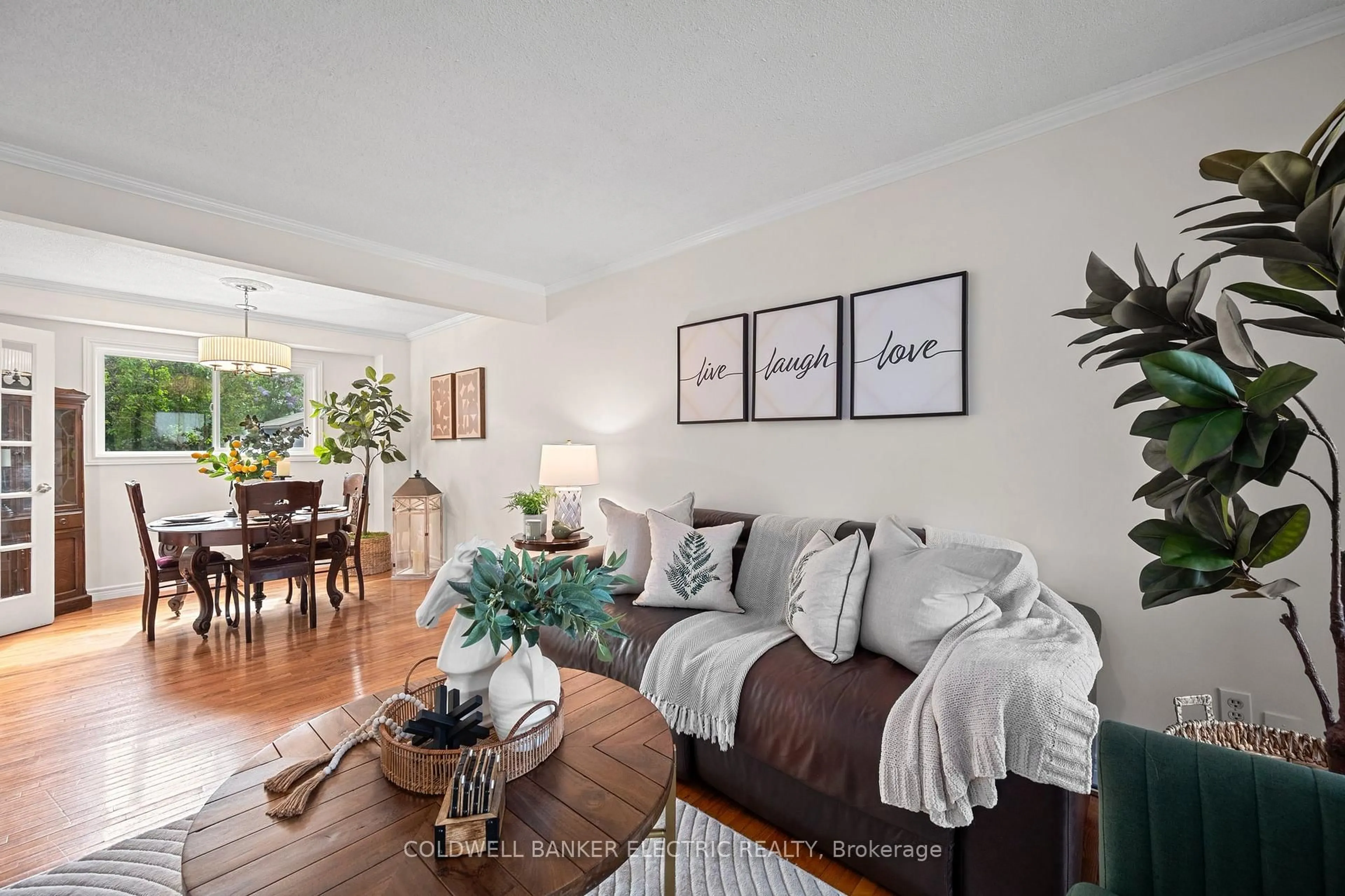Living room with furniture, unknown for 55 Barnes Dr, Ajax Ontario L1S 5G6