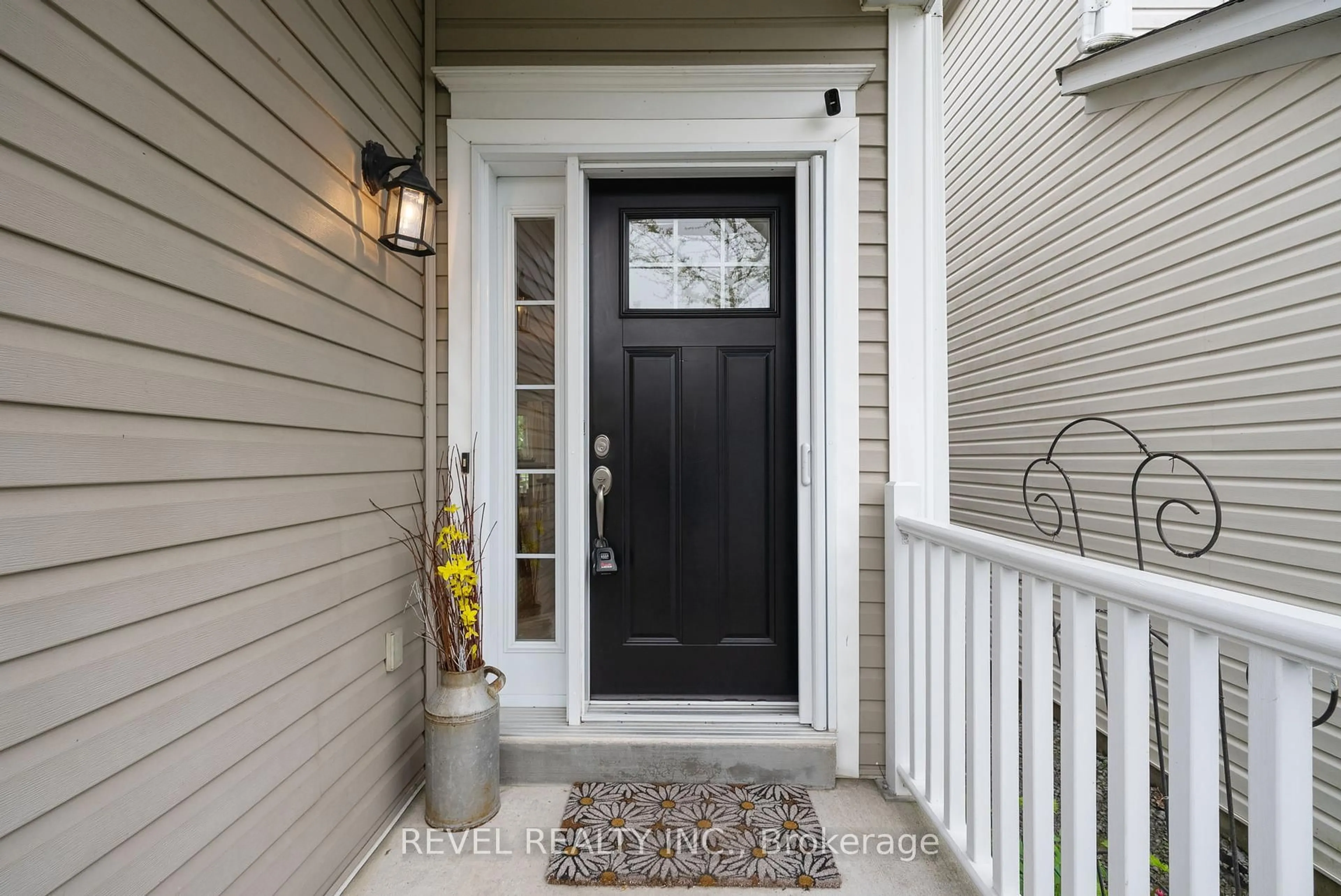 Indoor entryway for 39 Handley Cres, Ajax Ontario L1Z 1M2