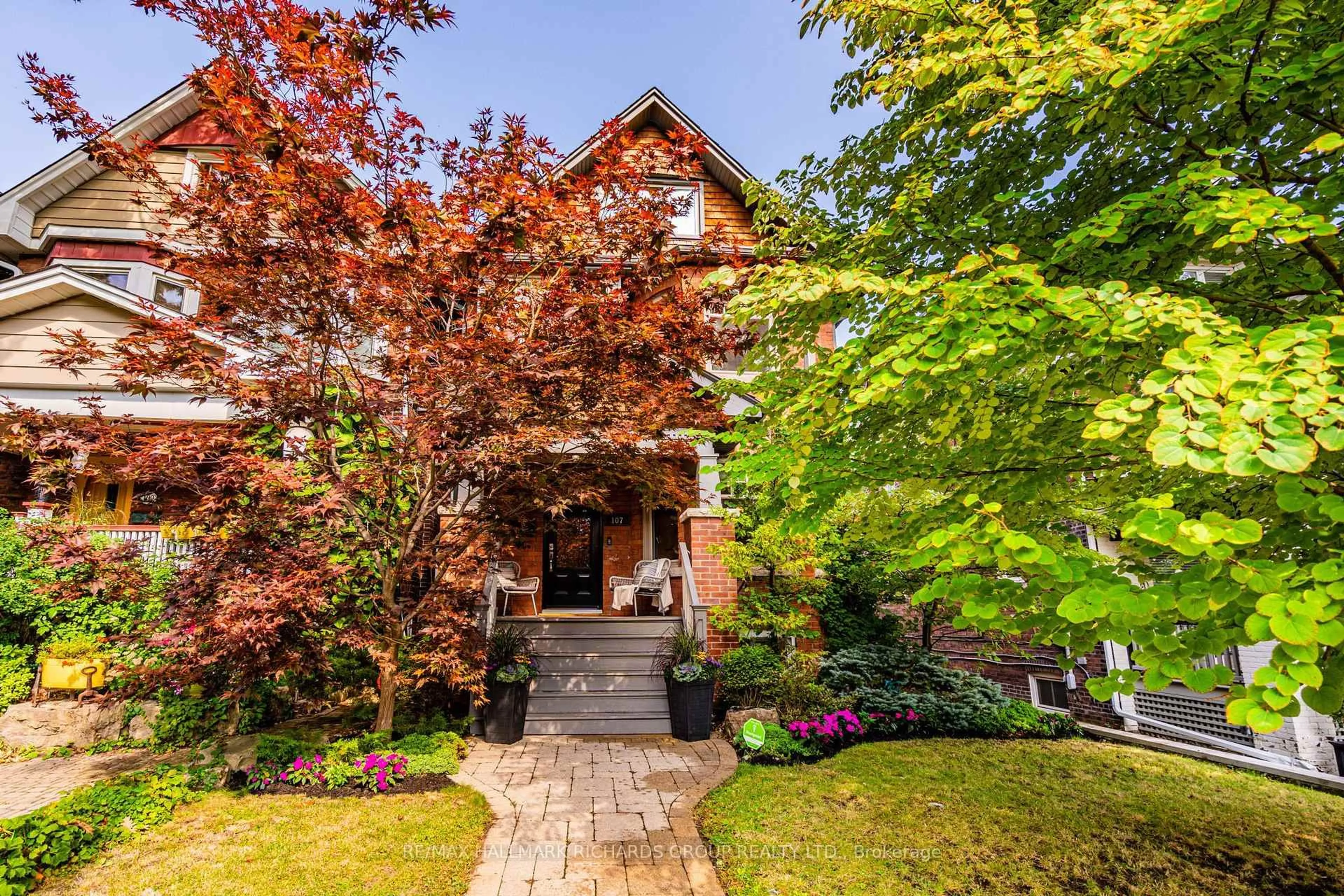 Home with brick exterior material, street for 107 Lee Ave, Toronto Ontario M4E 2P2