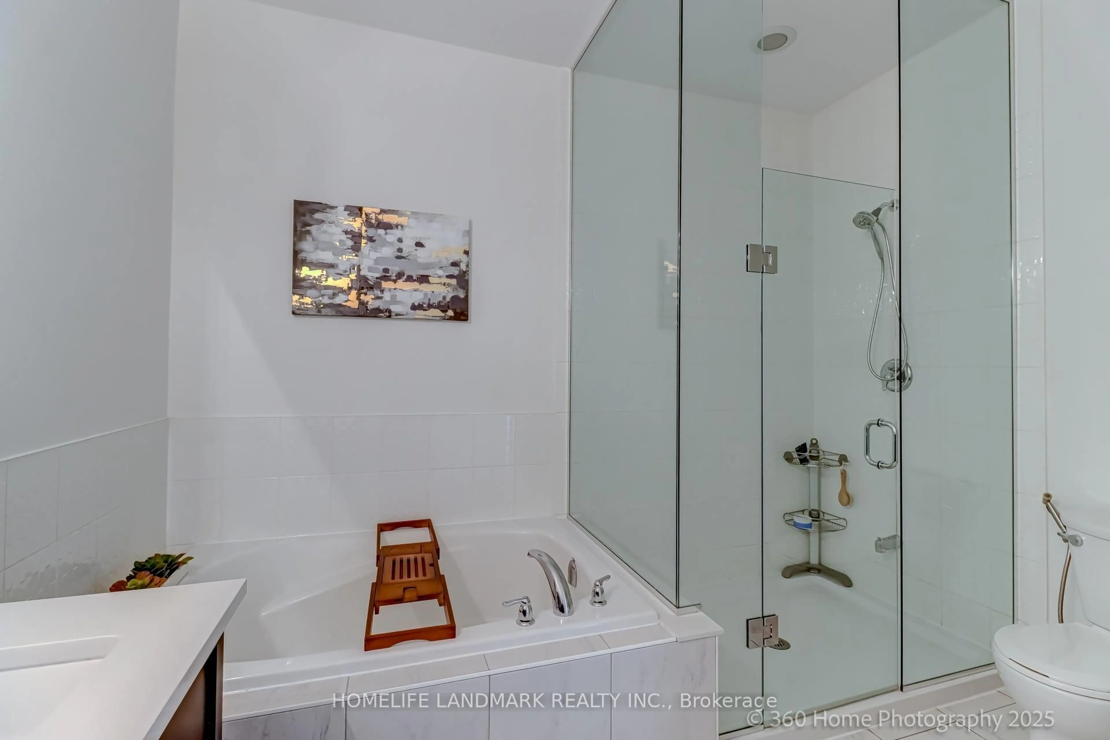 Contemporary bathroom, ceramic/tile floor for 25 Workmens Circ, Ajax Ontario L1T 0N6
