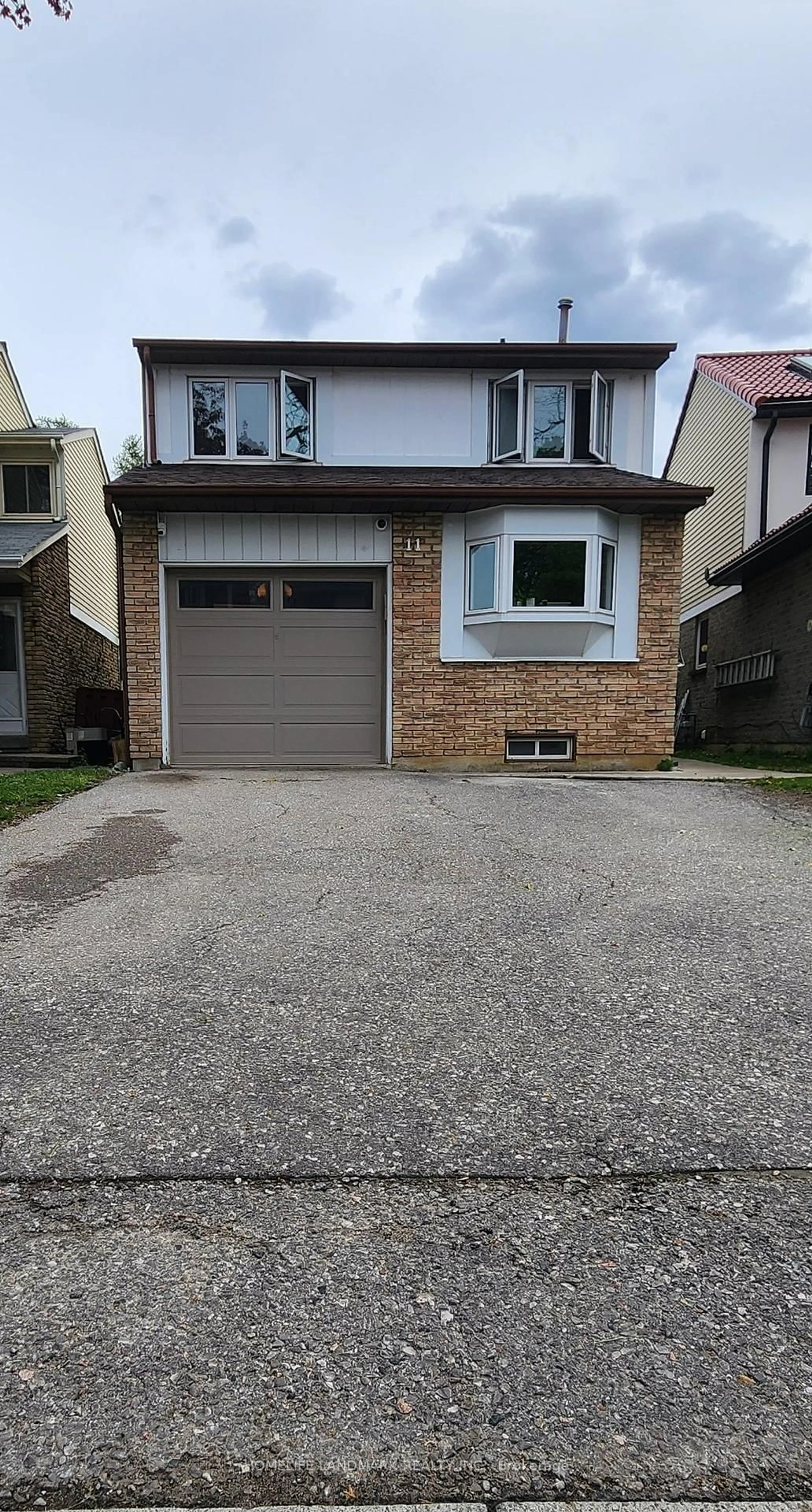 Unknown for 11 Andrea Rd, Ajax Ontario L1S 3V8