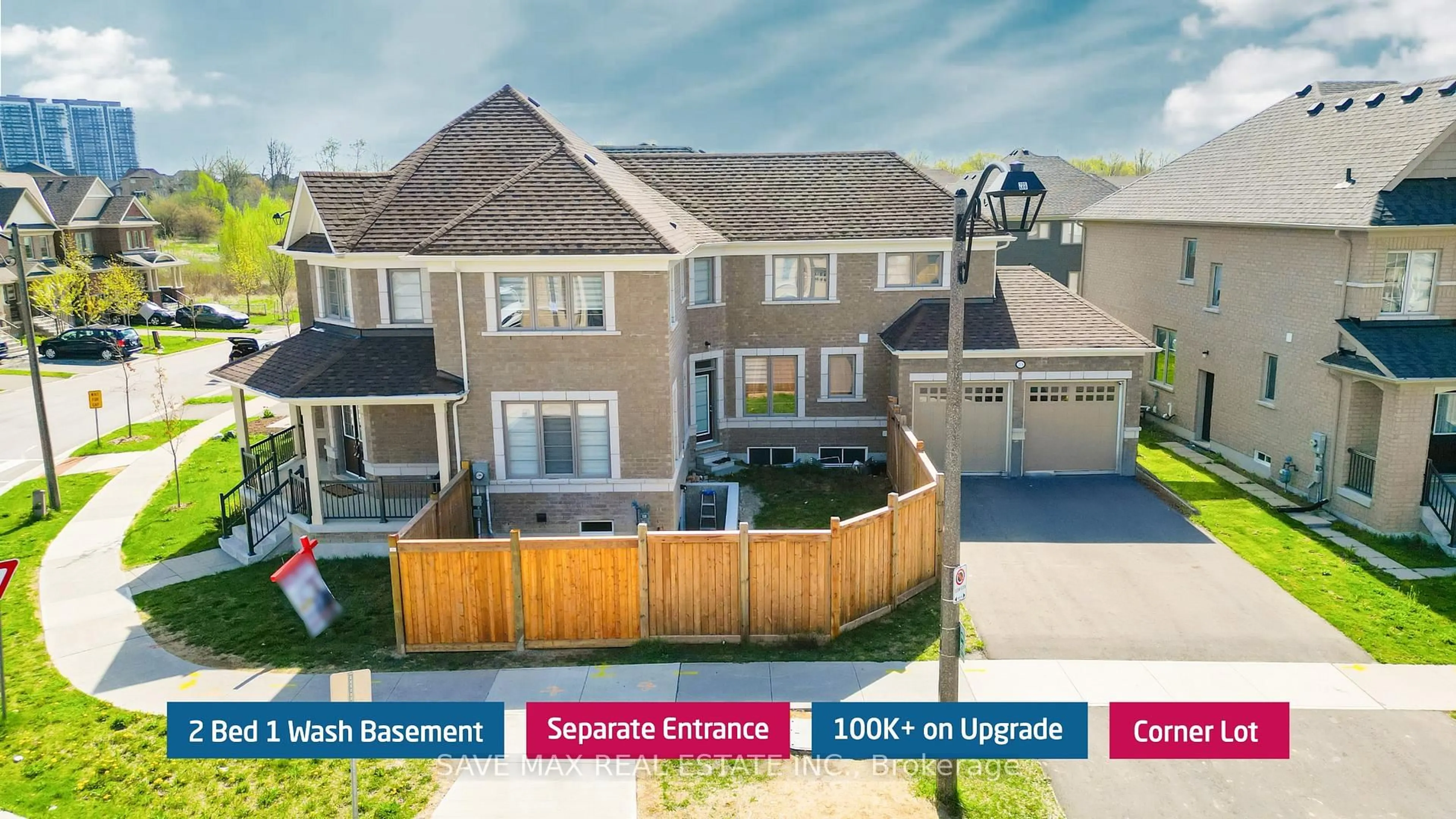 A pic from outside/outdoor area/front of a property/back of a property/a pic from drone, street for 2576 Bandsman Cres, Oshawa Ontario L1L 0M1