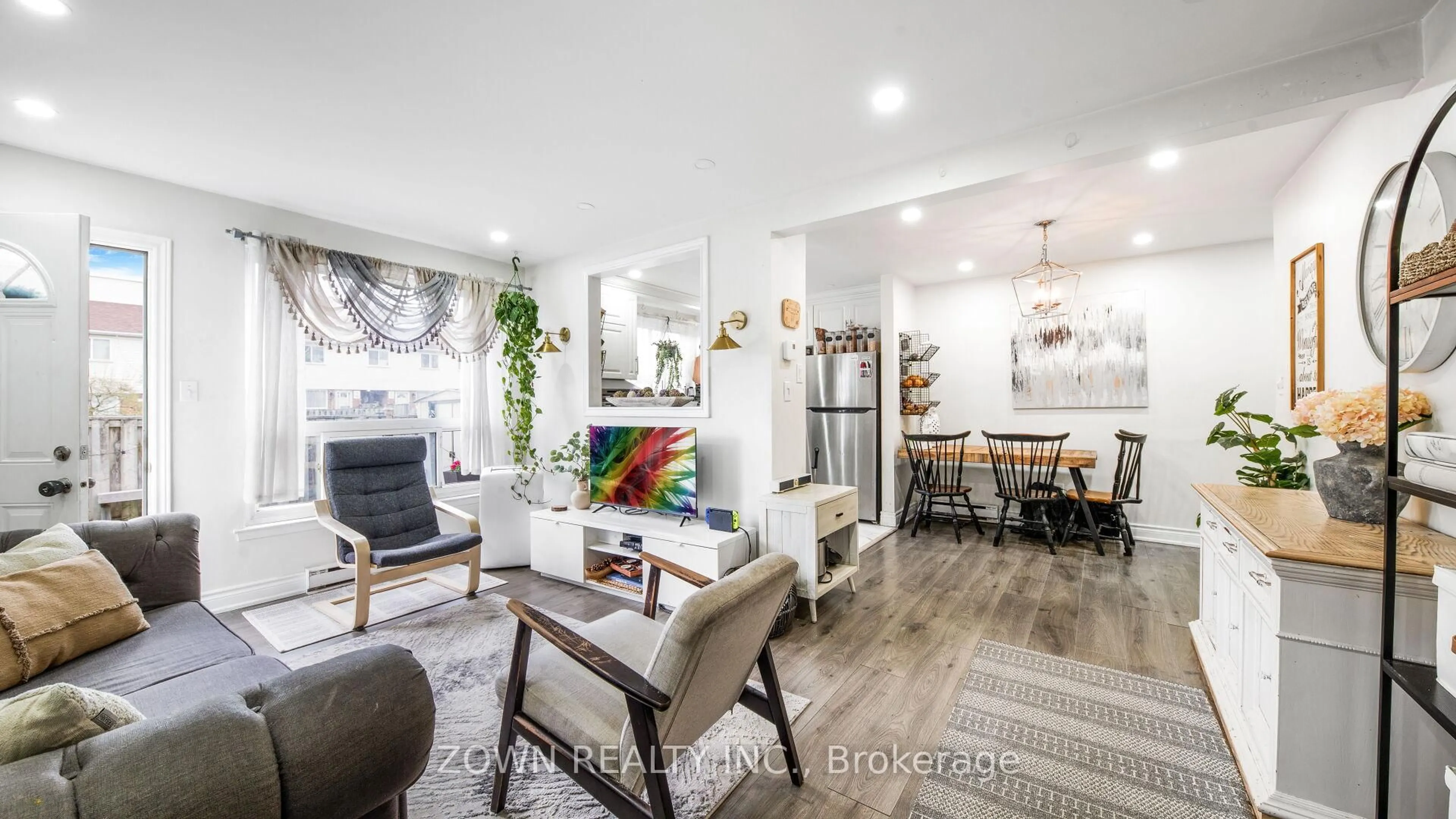 Open concept kitchen, unknown for 401 Wenworth St #32, Oshawa Ontario L1J 6J1