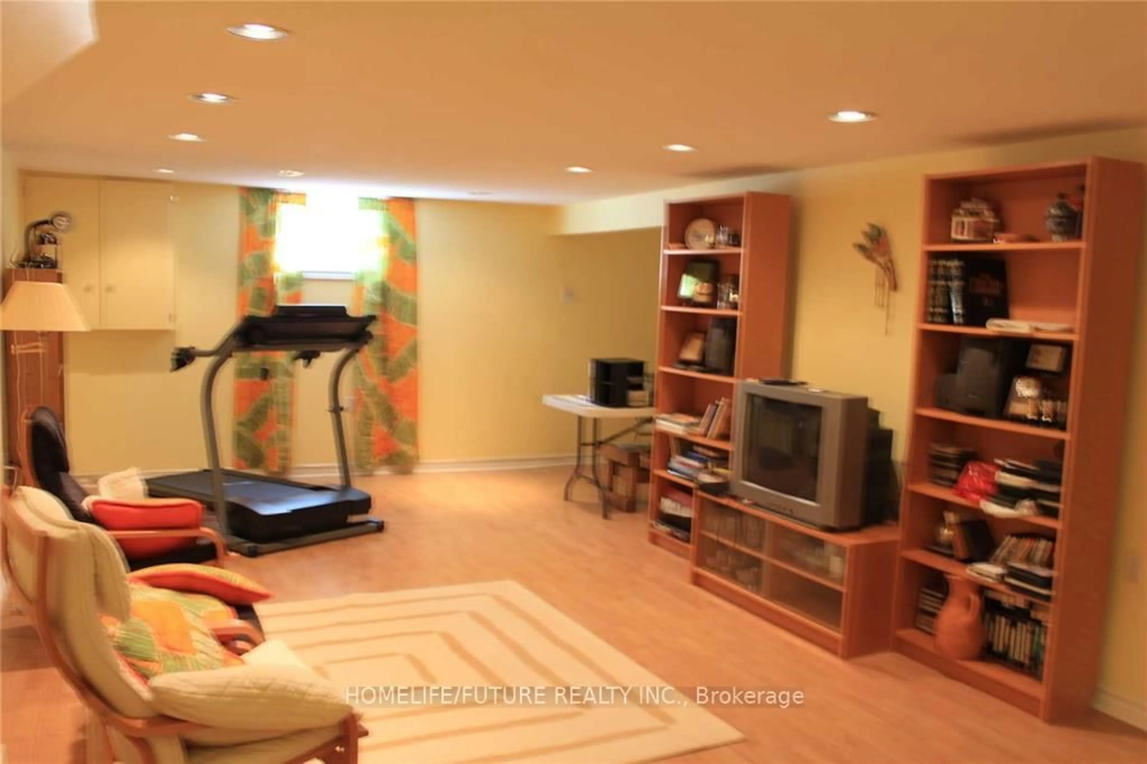 Unknown for 49 Kentish Cres, Toronto Ontario M1S 2Z3