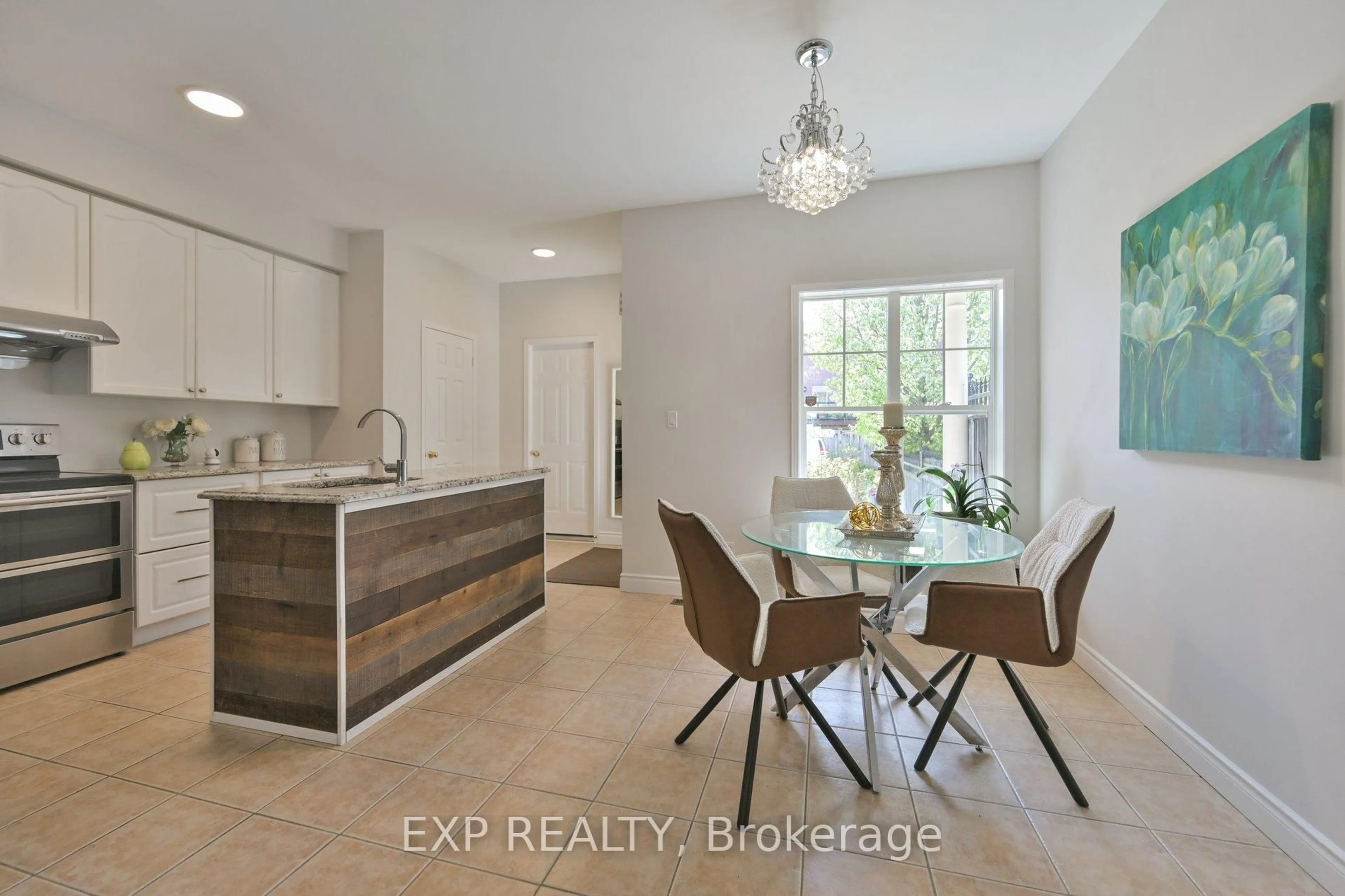 Open concept kitchen, ceramic/tile floor for 25 Wharfside Lane, Toronto Ontario M1C 5K8