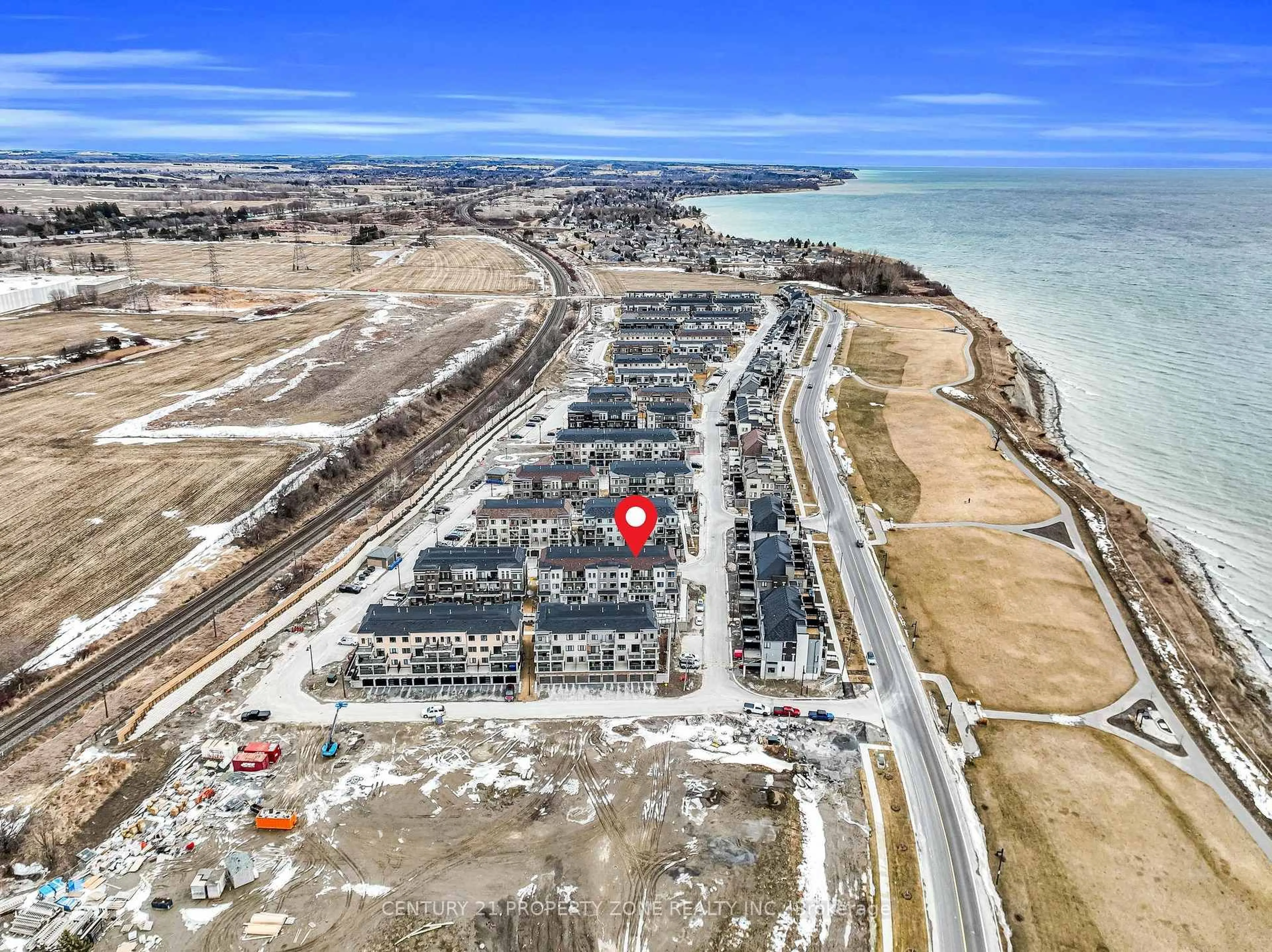 A pic from outside/outdoor area/front of a property/back of a property/a pic from drone, water/lake/river/ocean view for 6A Lookout Dr, Clarington Ontario L1C 7E9