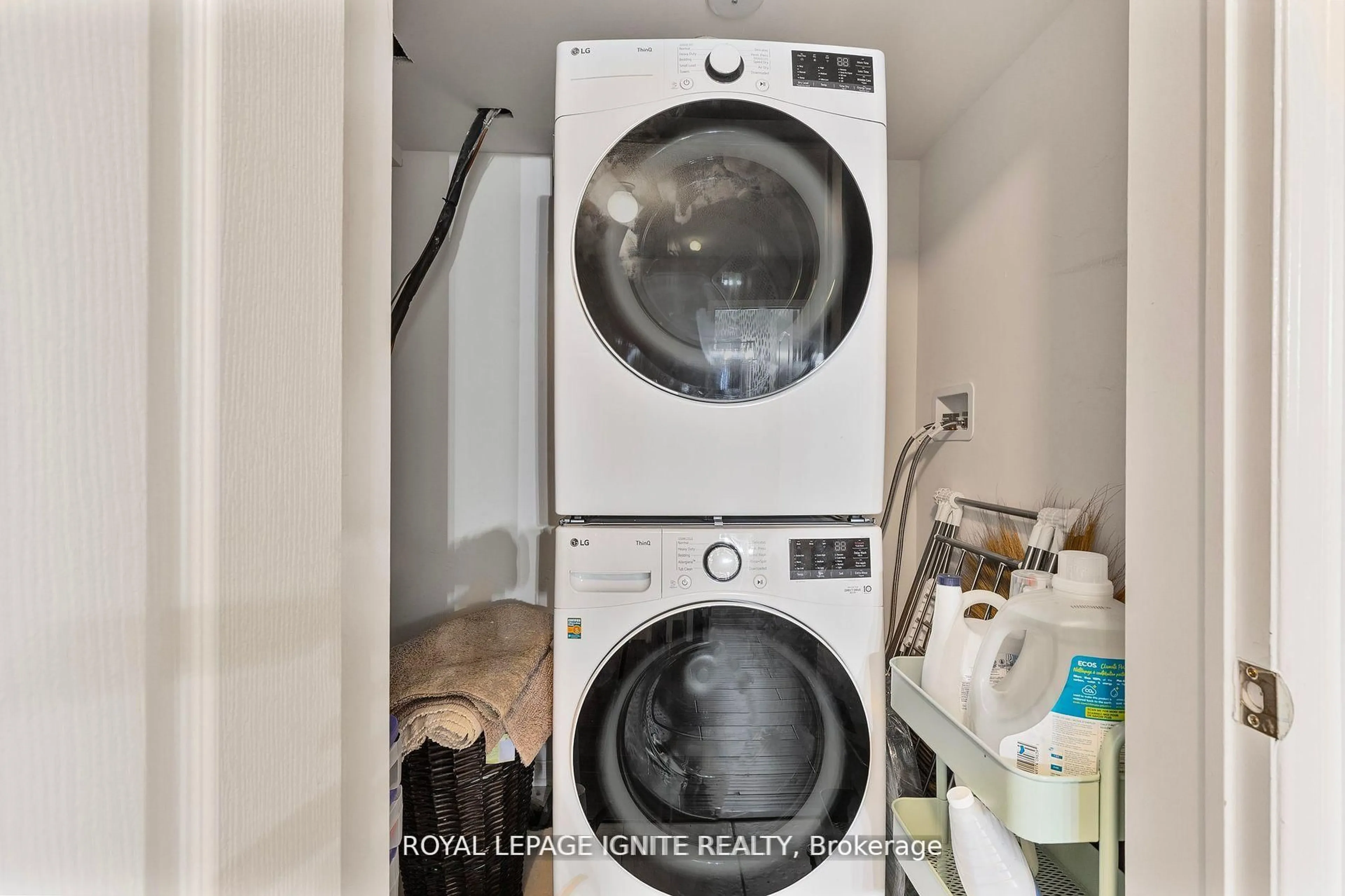Laundry room for 6063 Kingston Rd #21, Toronto Ontario M1C 1K5