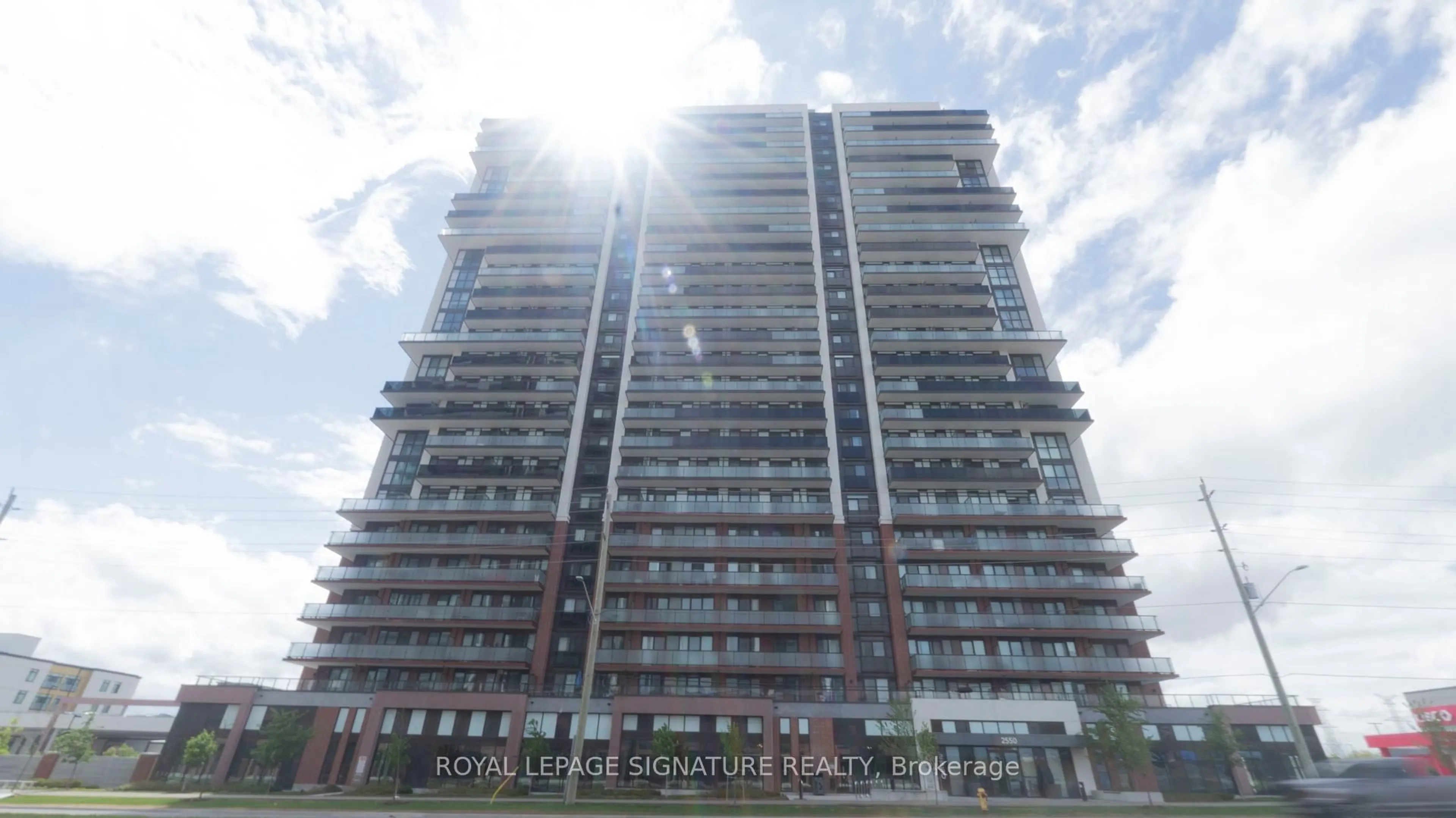 Blurry image for 2550 Simcoe St #1419, Oshawa Ontario L1L 0R5