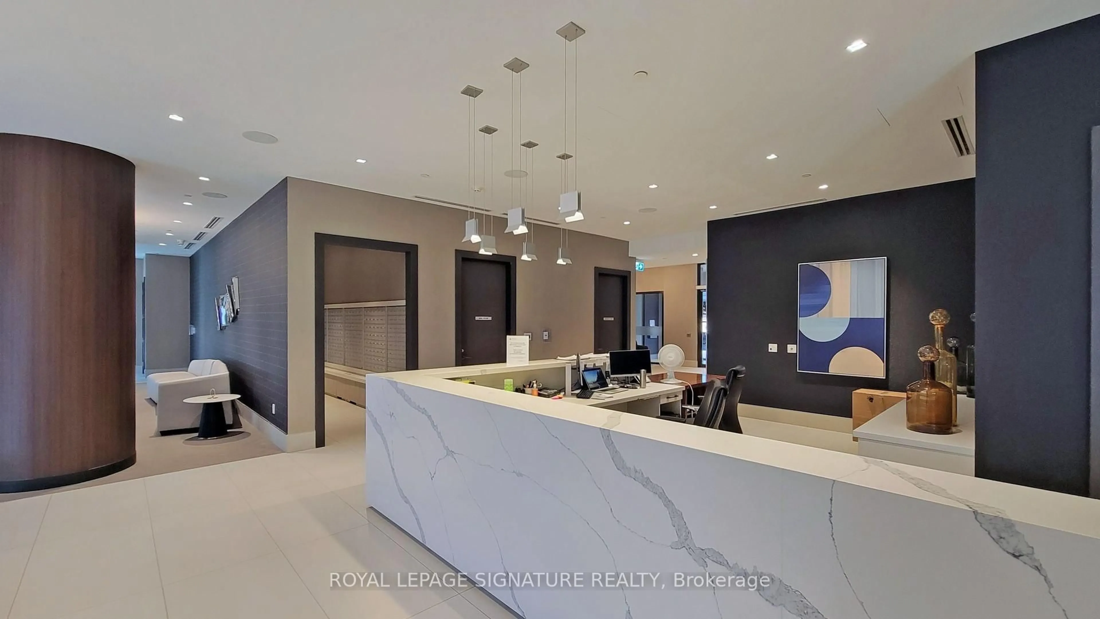 Lobby for 2550 Simcoe St #1419, Oshawa Ontario L1L 0R5