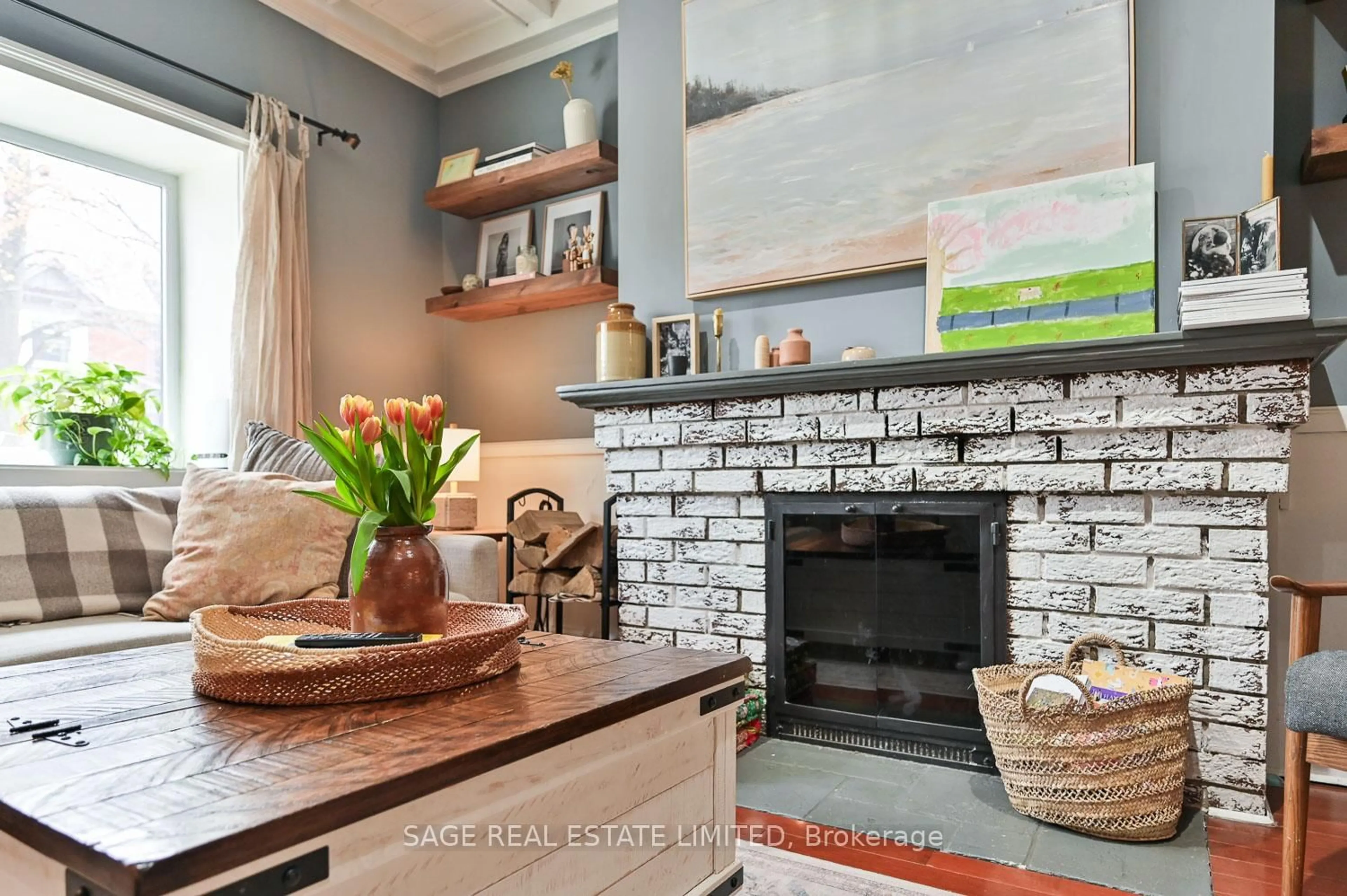 Open concept kitchen, ceramic/tile floor for 216 Balsam Ave, Toronto Ontario M4E 3C5