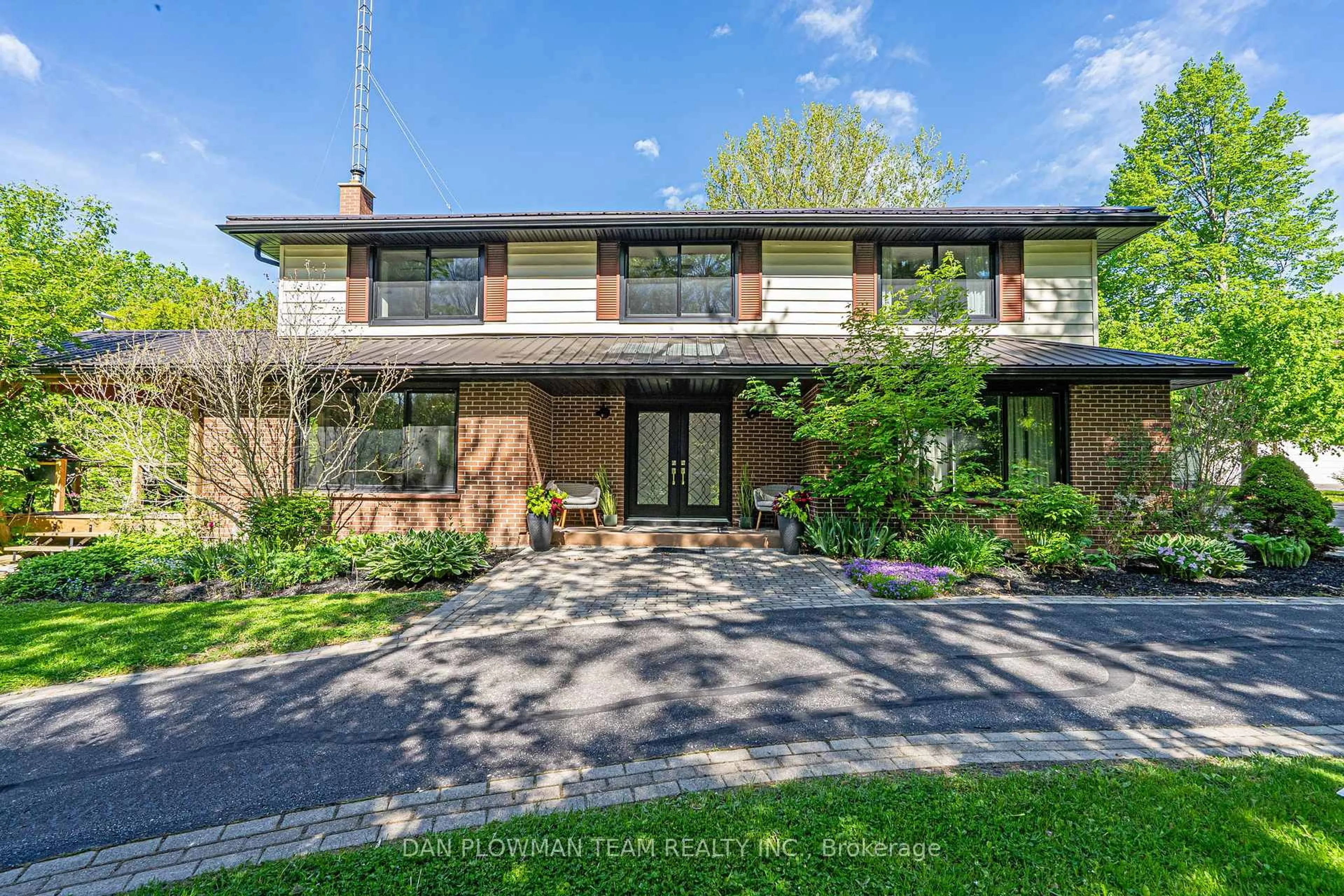 Home with brick exterior material, street for 8 Maple St, Clarington Ontario L1C 6N3