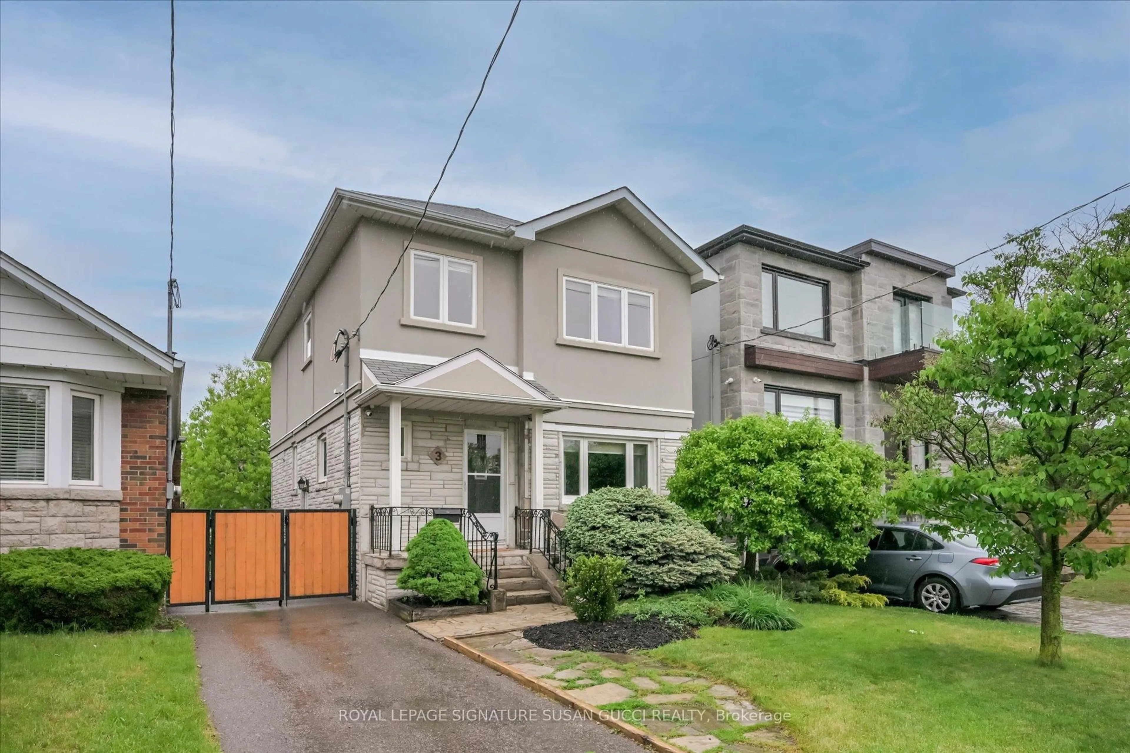 Home with vinyl exterior material, street for 3 Athlone Rd, Toronto Ontario M4J 4H1