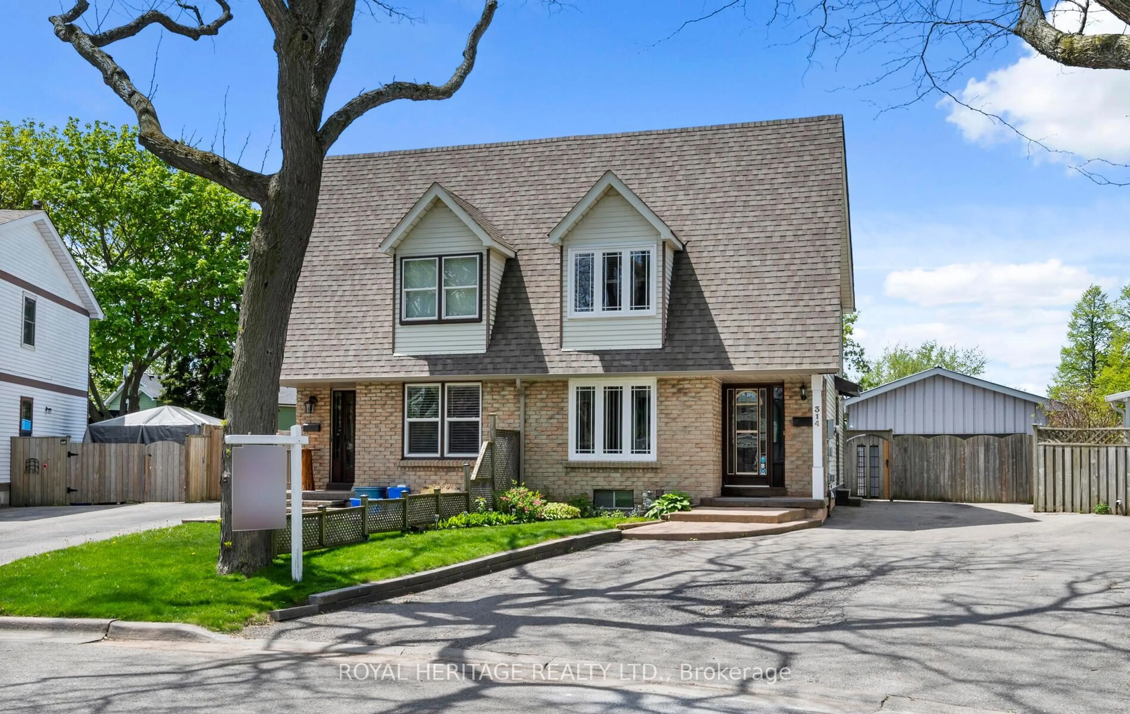 Home with brick exterior material, street for 314 Rondeau Crt, Oshawa Ontario L1J 6N4
