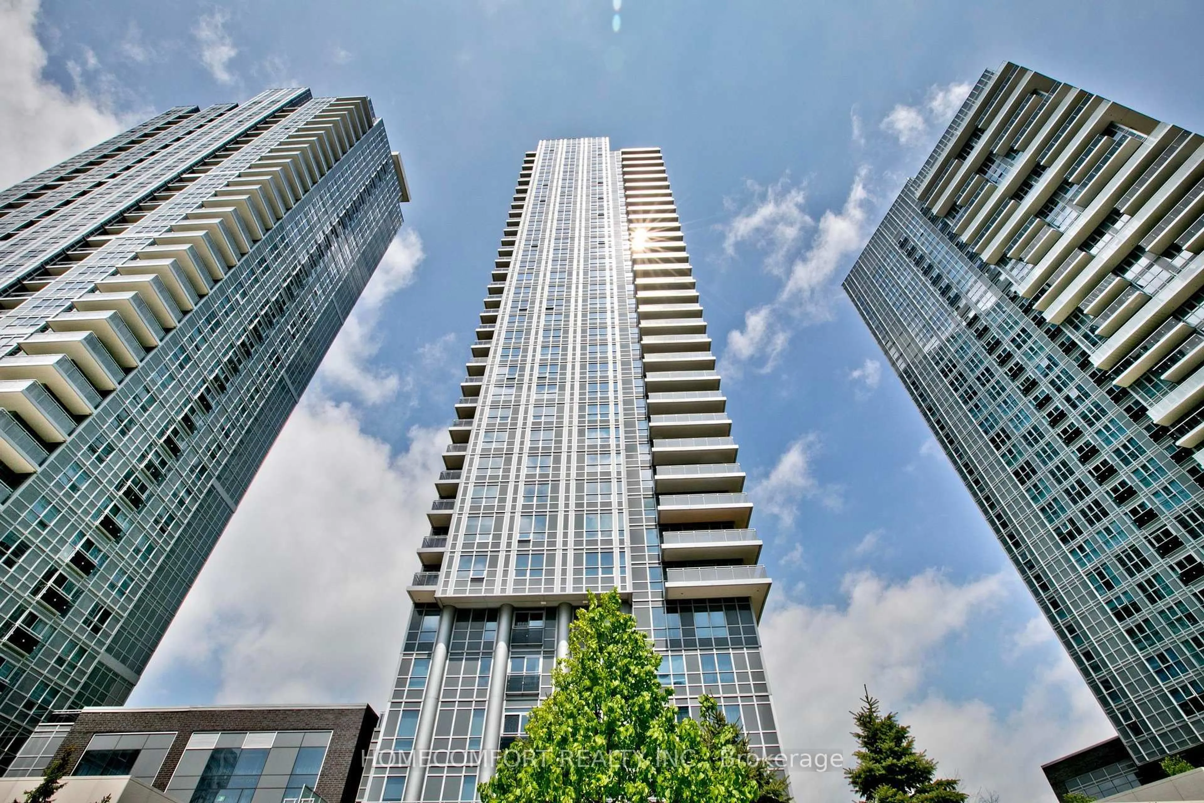 A pic from outside/outdoor area/front of a property/back of a property/a pic from drone, building for 275 Village Green Sq #417, Toronto Ontario M1S 0L8