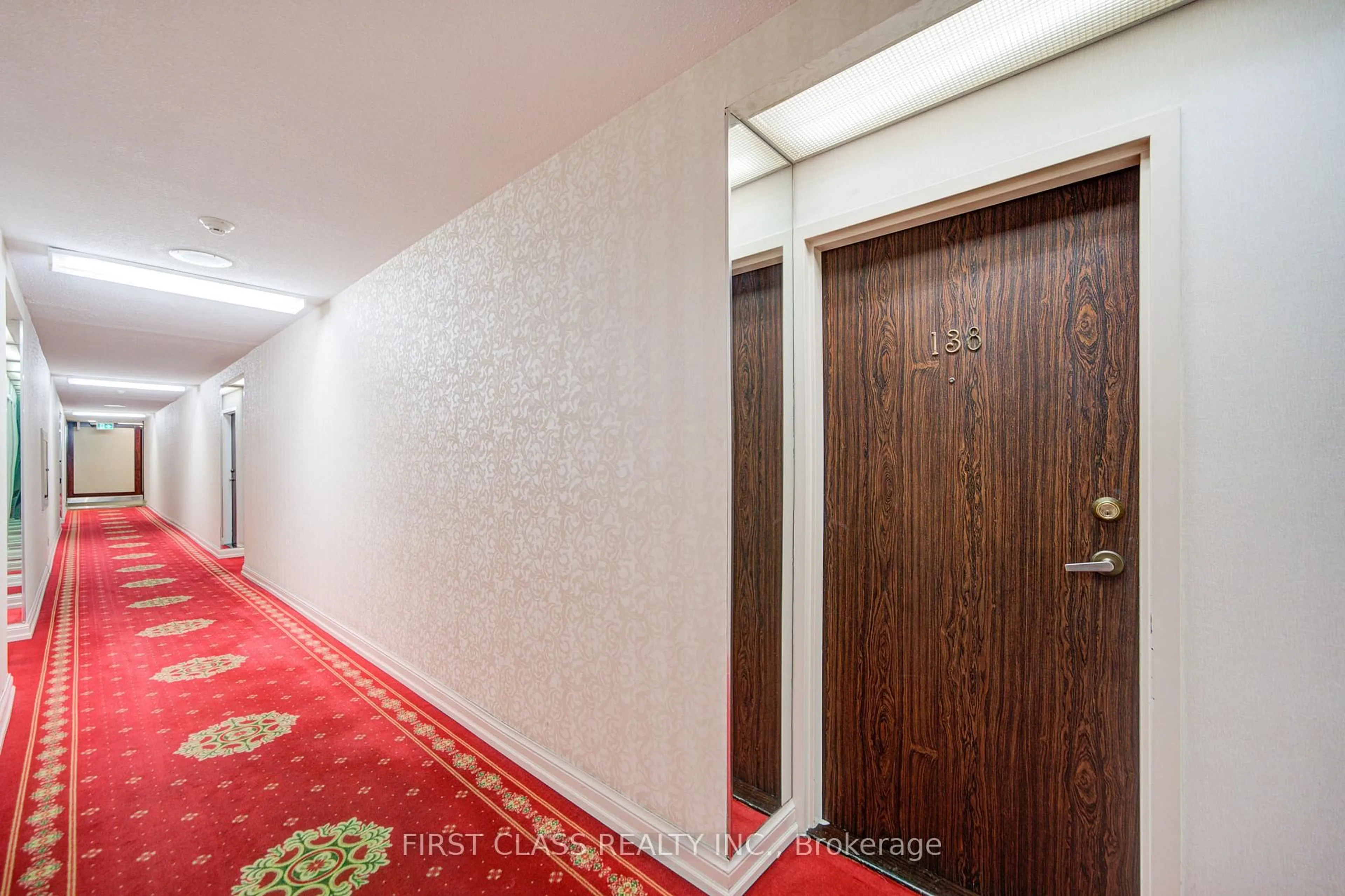 Indoor foyer for 25 Bamburgh Circ #138, Toronto Ontario M1W 3W2