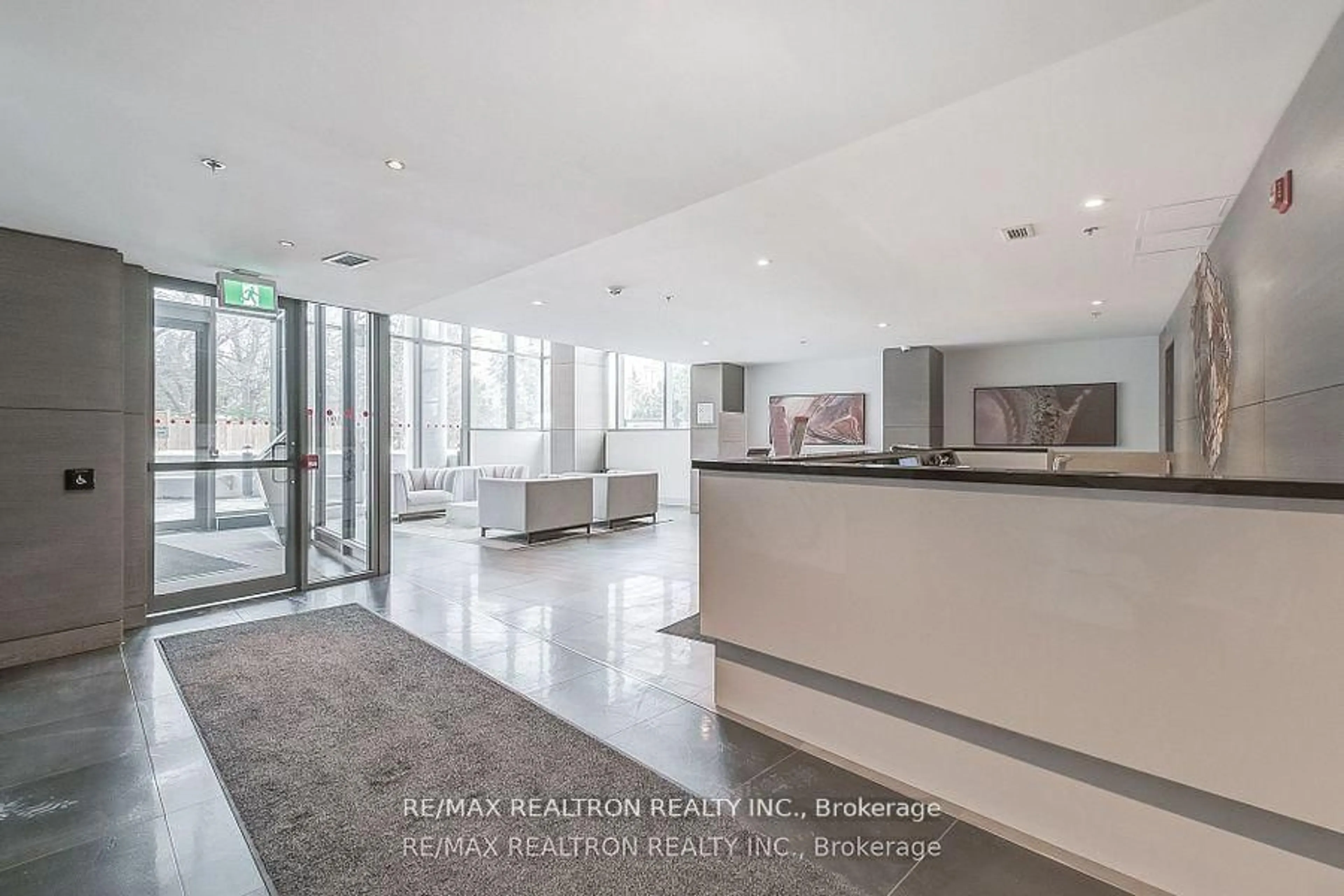 Indoor foyer for 90 Glen Everest Rd #324, Toronto Ontario M1N 0C3