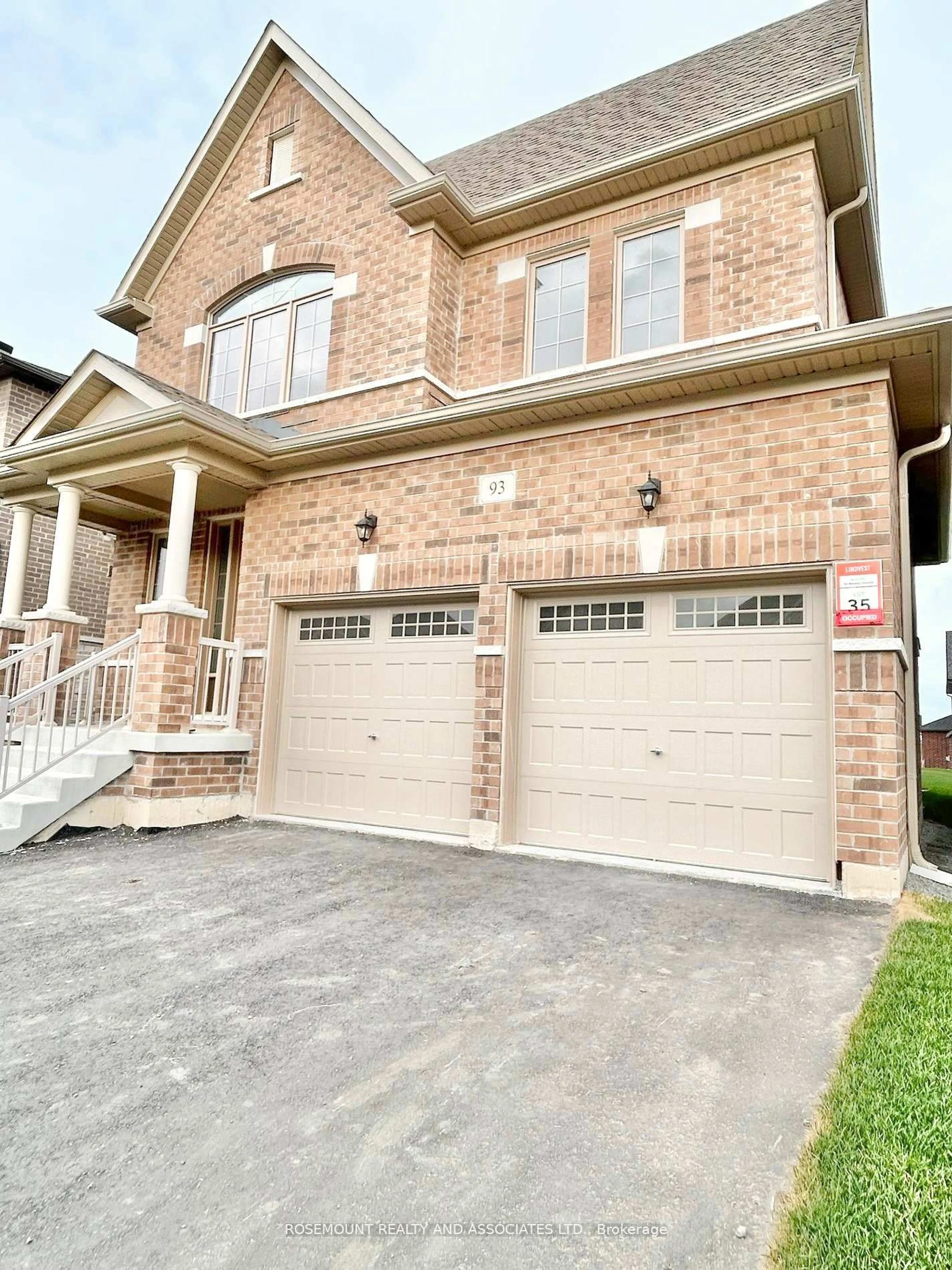 Home with brick exterior material, street for 93 Wamsley Cres, Clarington Ontario L1B 1G9