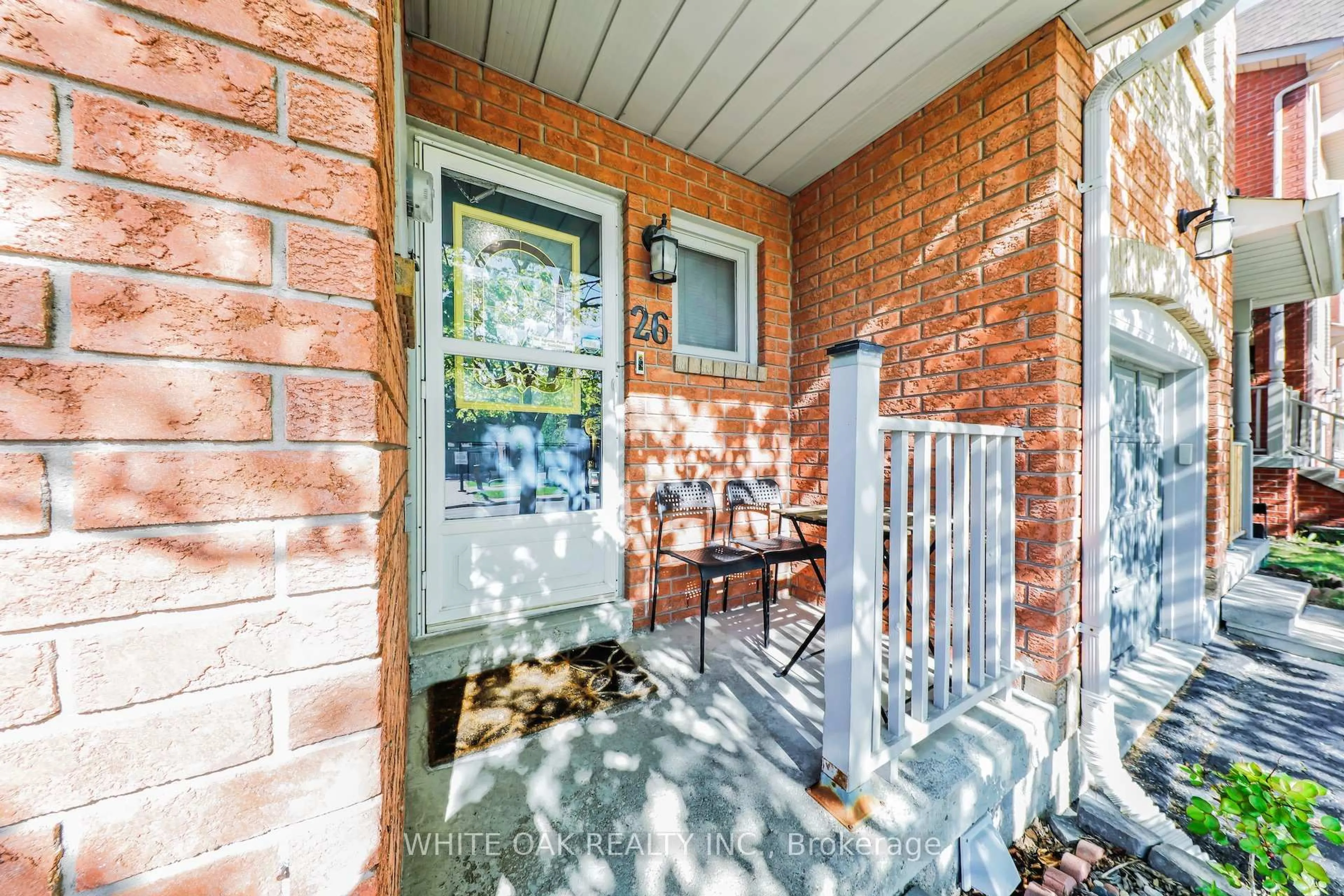 Unknown for 1867 Kingston Rd #26, Pickering Ontario L1V 6Z4