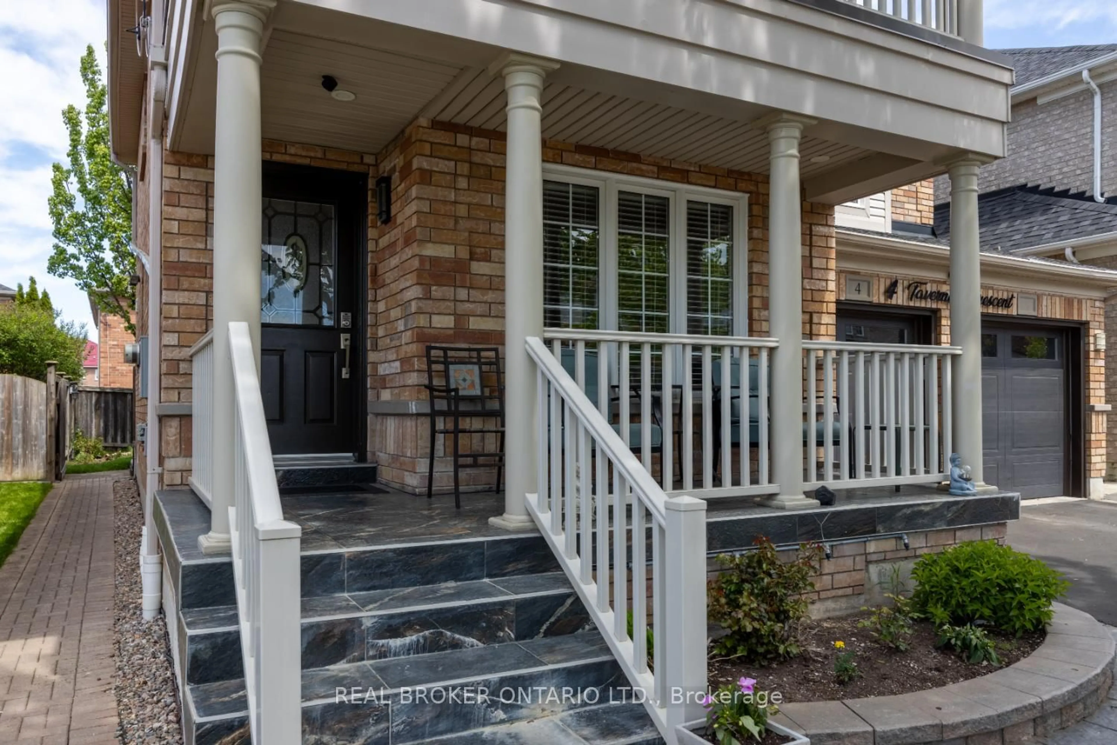 Unknown for 4 Taverner Cres, Ajax Ontario L1T 4P7