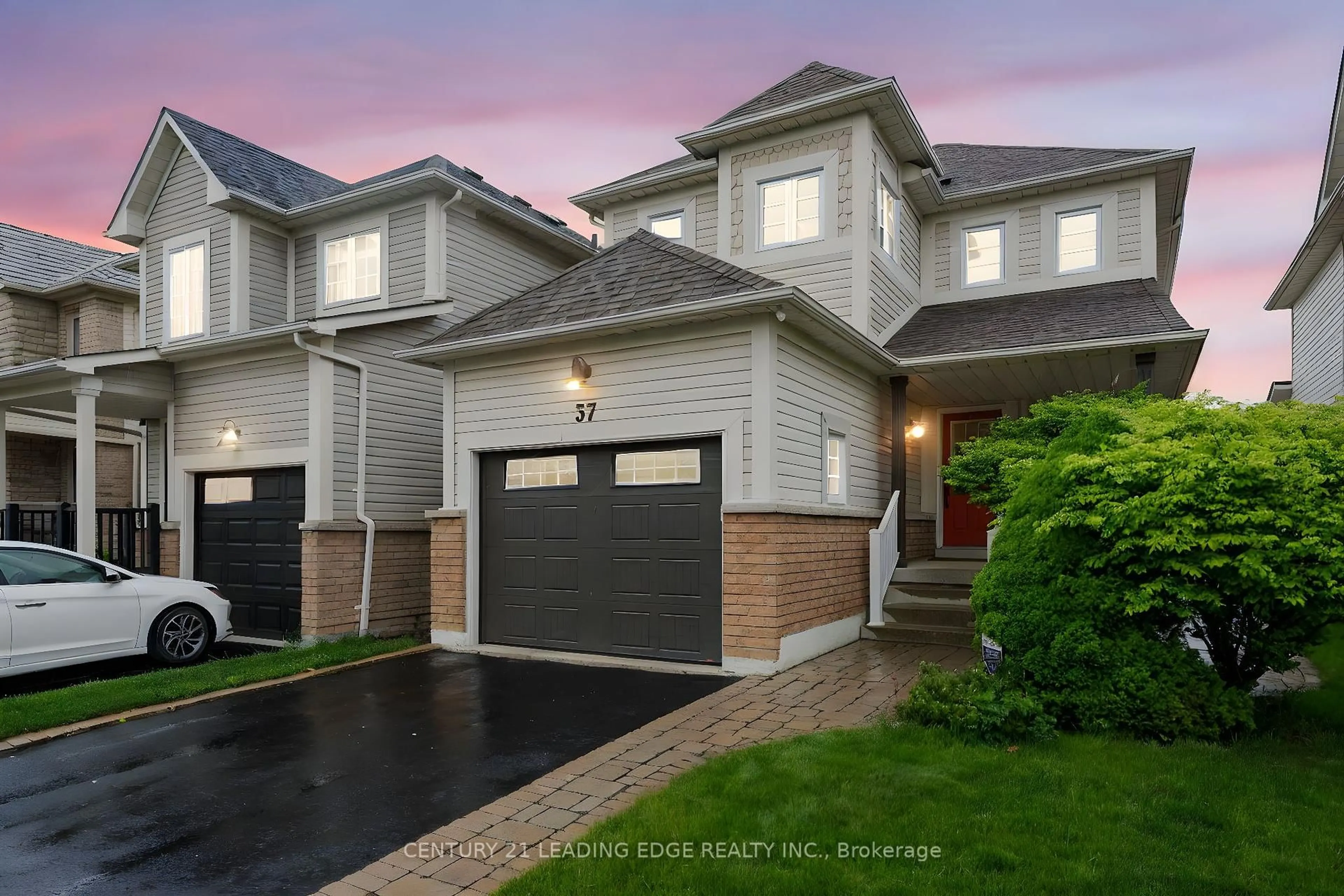 Unknown for 37 Steamer Dr, Whitby Ontario L1N 9X6