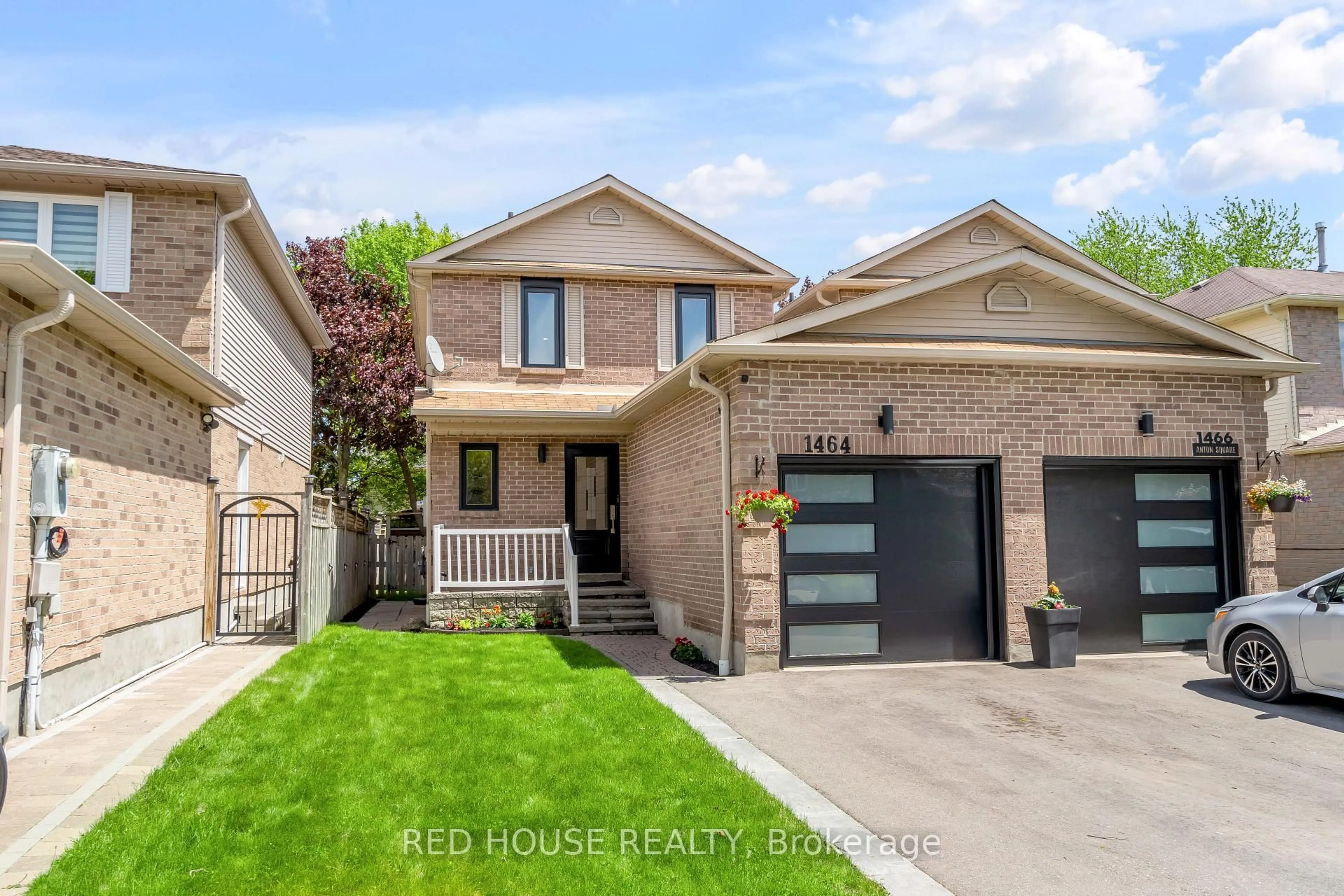 Home with brick exterior material, street for 1464 Anton Sq, Pickering Ontario L1V 5S3