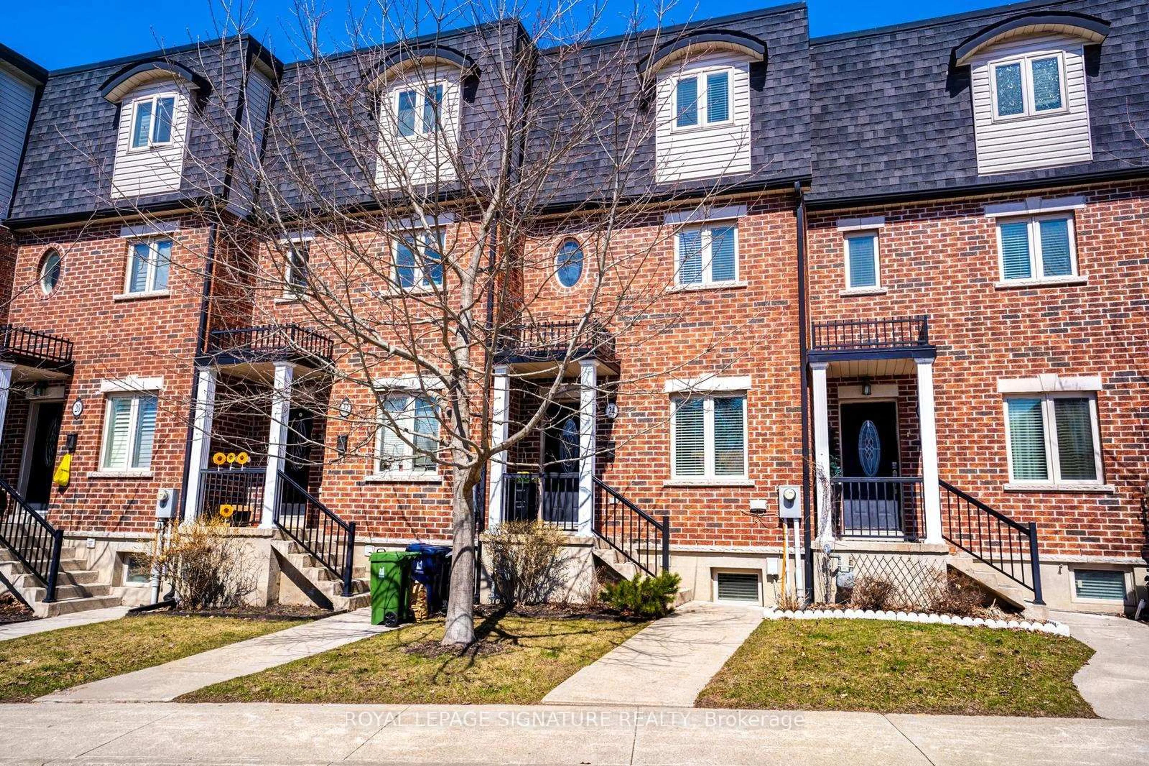 Home with brick exterior material, street for 24 Coventry St, Toronto Ontario M1L 0H1
